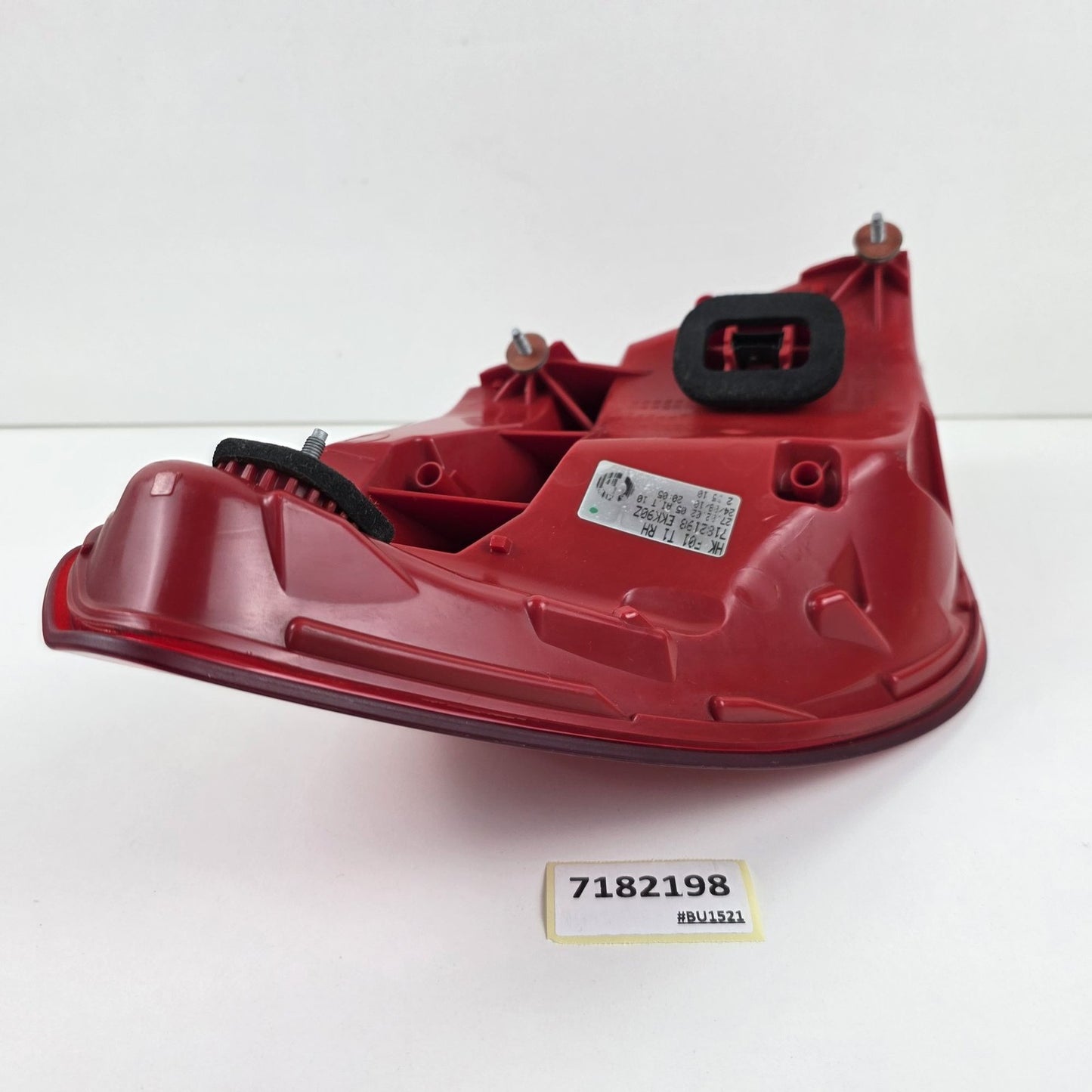 2009-2013 BMW 7 Series F01 Rear Tail Light Lamp Side Panel Right 7182198