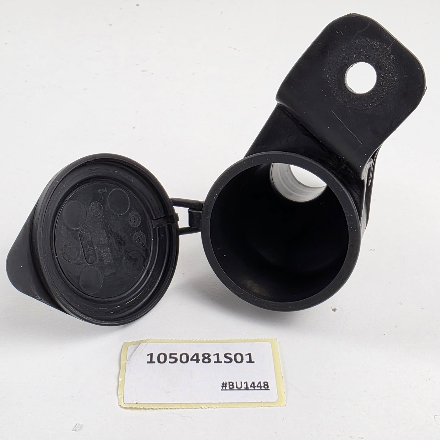 2010-2016 MINI COOPER COUNTRYMAN R60 WASHER BOTTLE FILLER NECK 1050481S01
