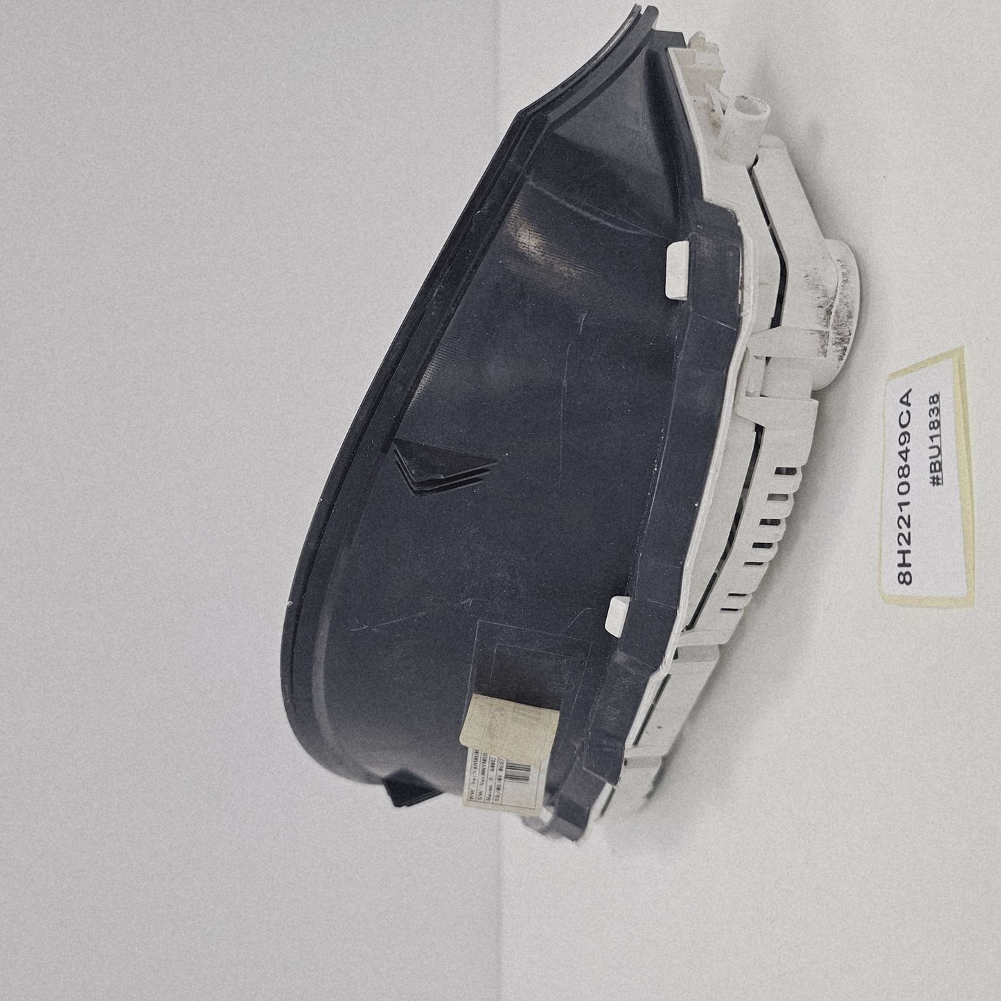 2004-2009 Land Rover LR3 Speedometer 8H2210849CA