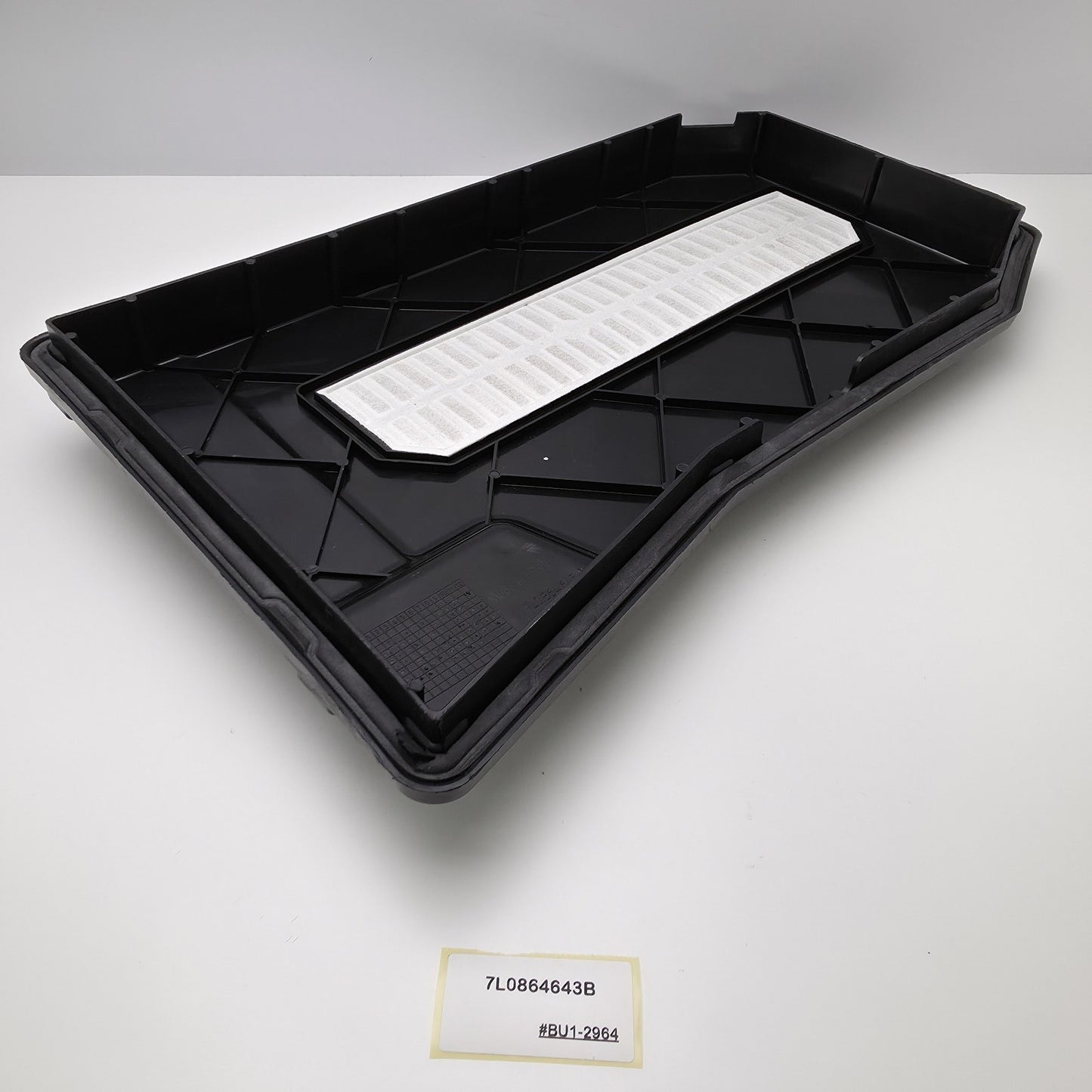 2007-2016 Volkswagen Touareg Battery Cover 7L0864643B