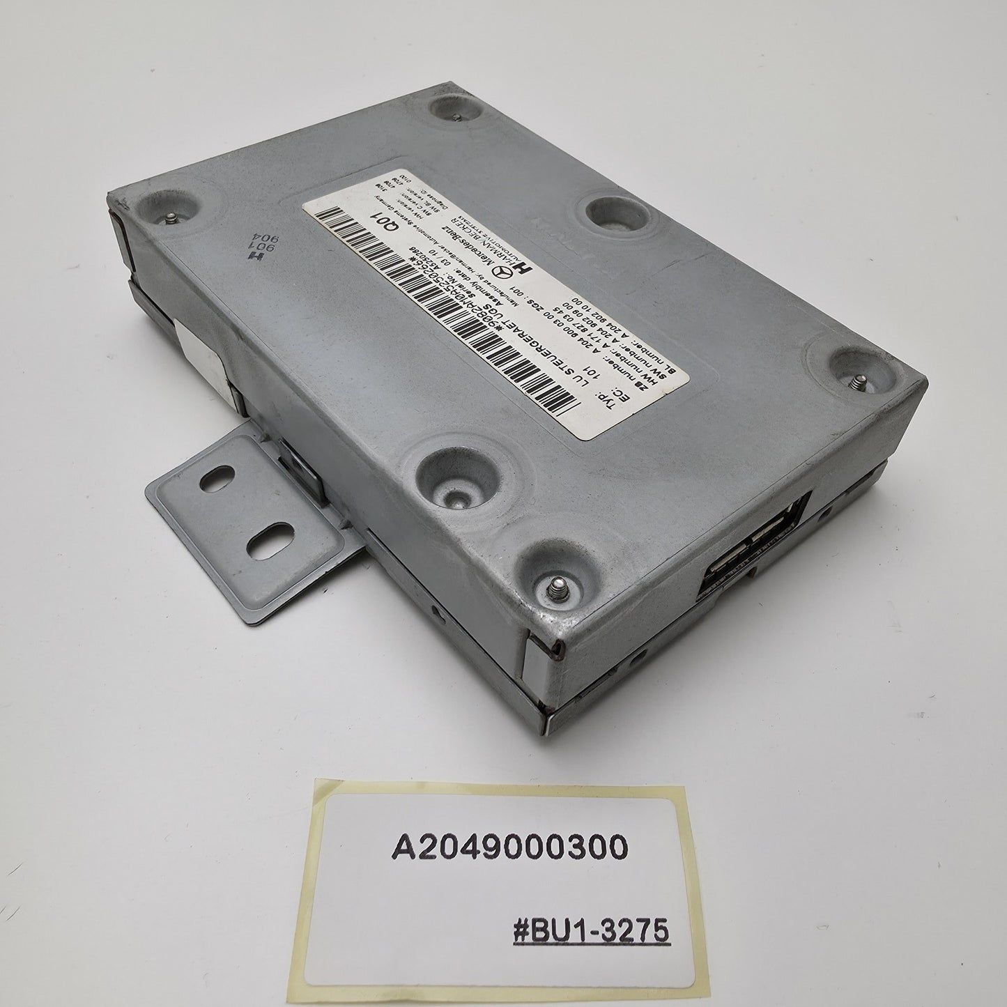 2007-2013 Mercedes-Benz S550 Multimedia Interface Control Module A2049000300