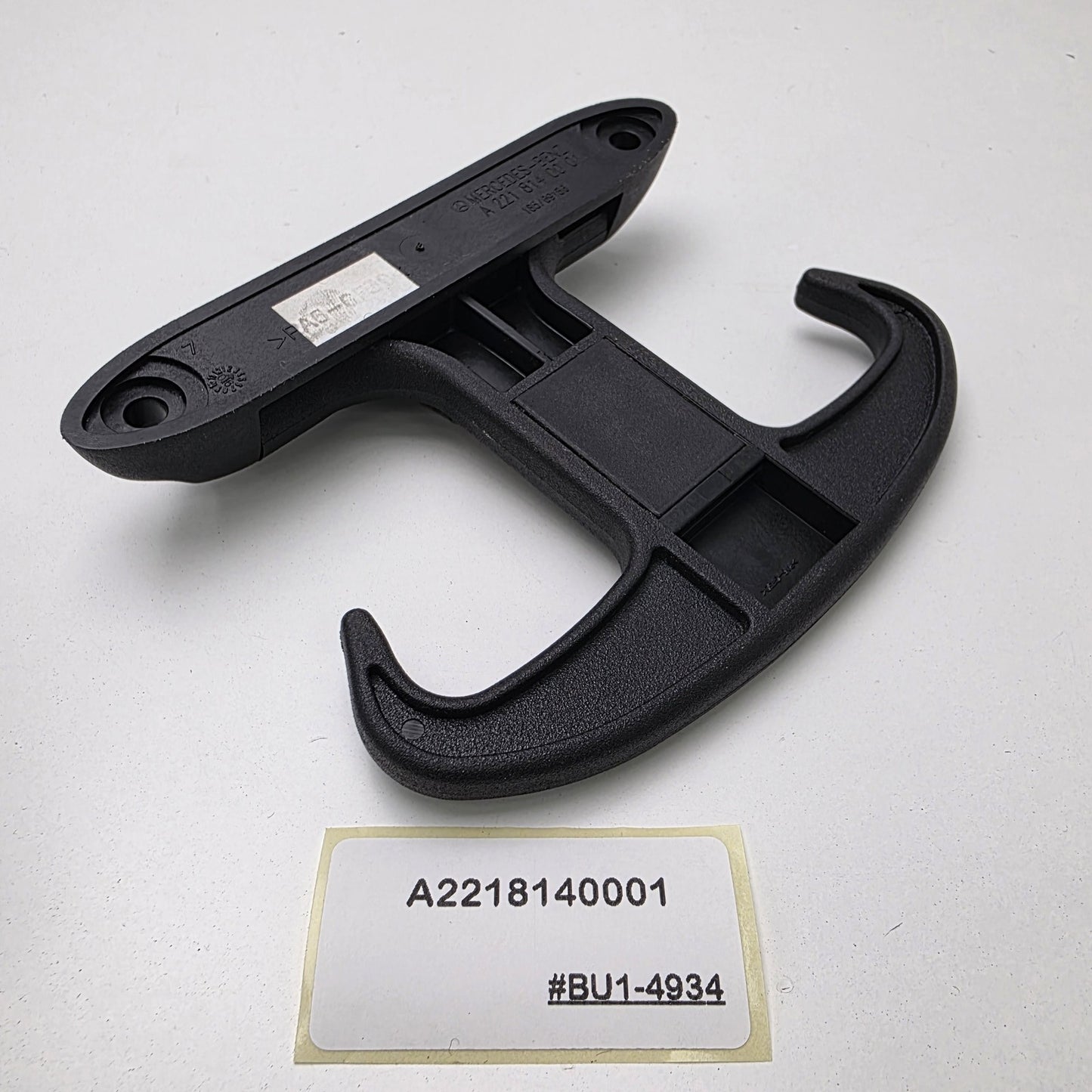 2004-2010 Mercedes-Benz CLS Trunk Cargo Luggage Hook A2218140001