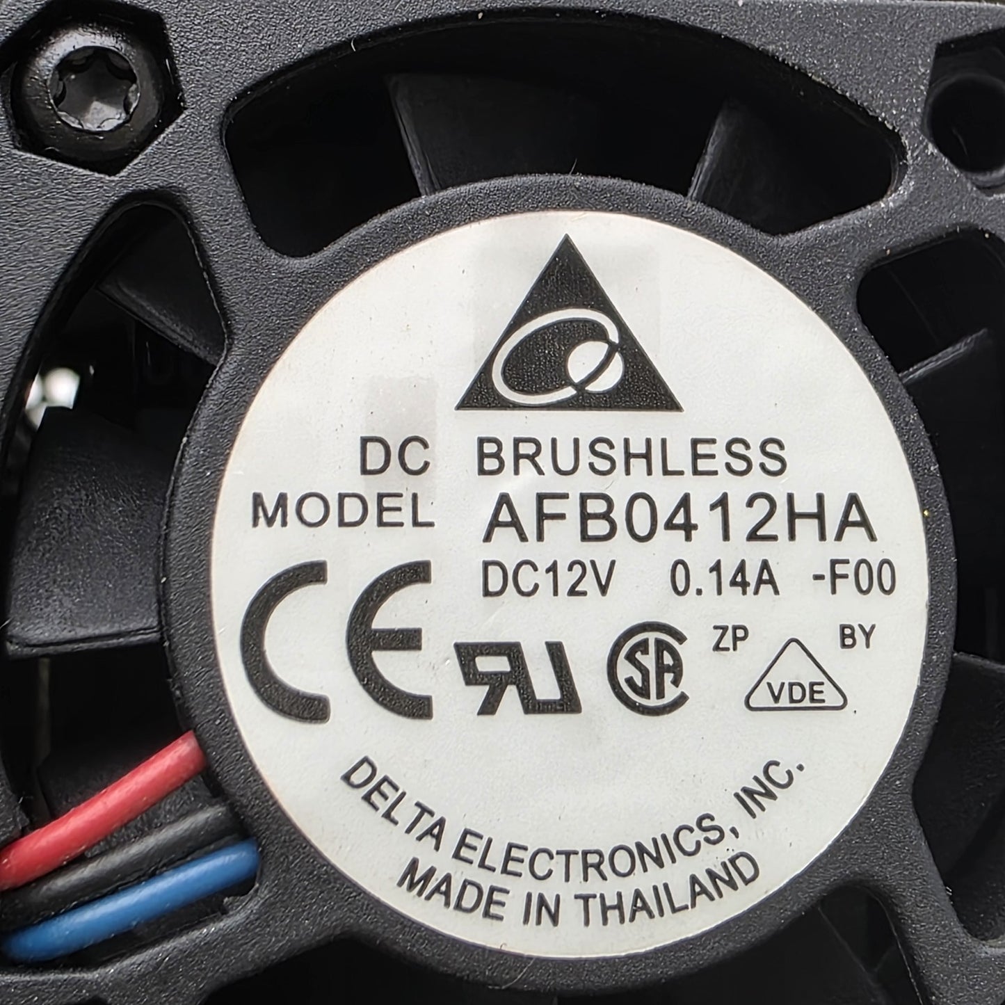 2000-2002 Mercedes-Benz S-Class BOSE AMP AMPLIFIER A2208205589