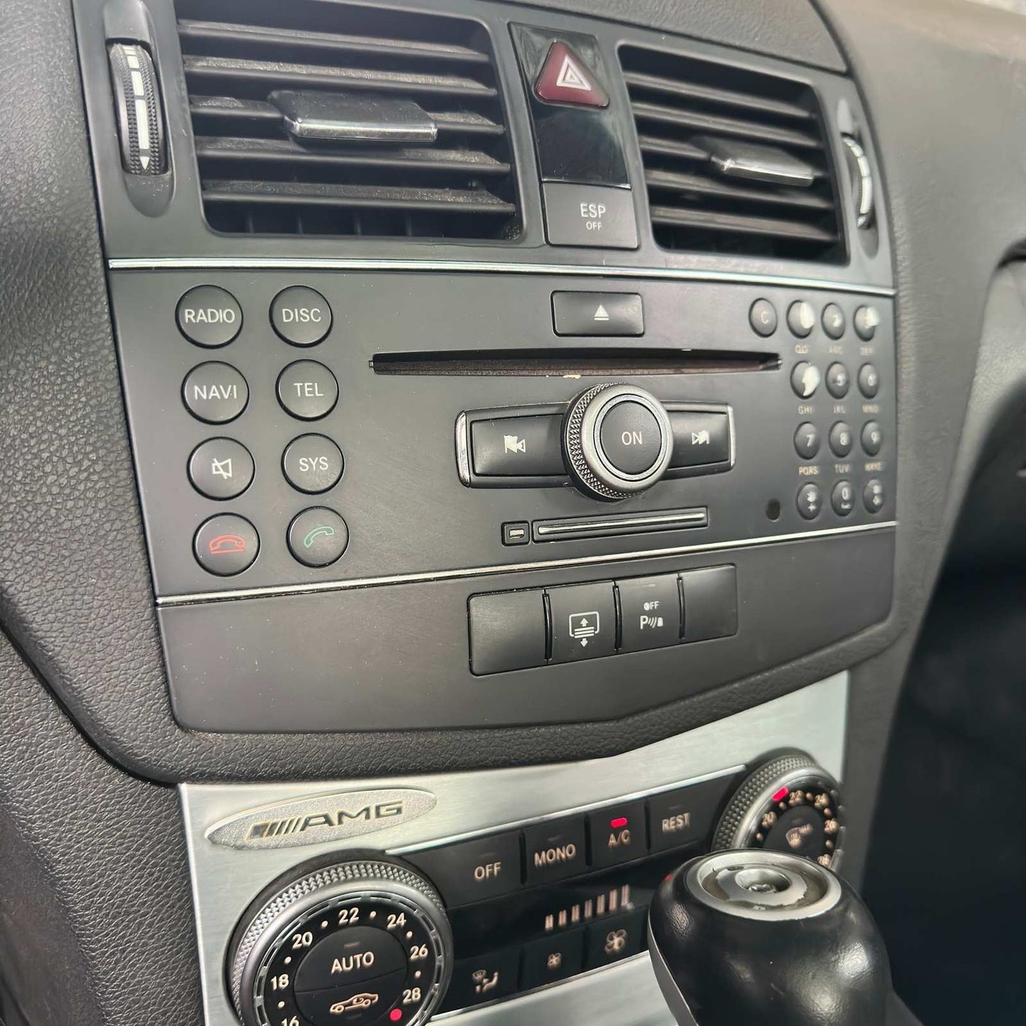 2007 Mercedes-Benz C350 Feed-Through Grommet A2049980001