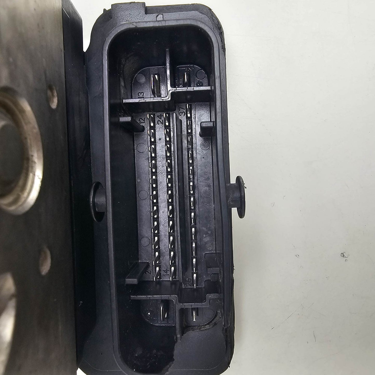 2013-2016 Land Rover Range Rover Sport ABS Brake Module FPLA14F447AD