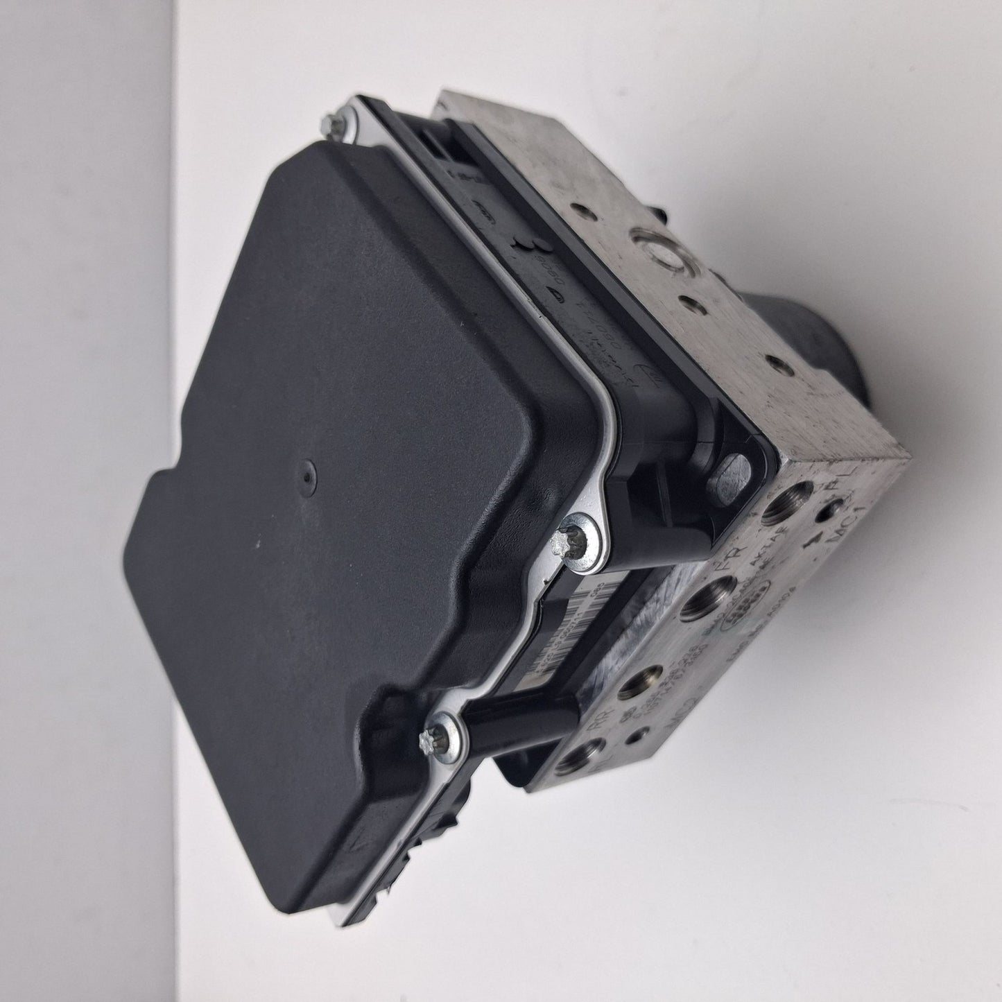 2011-2012 Land Rover Range Rover Anti-Lock Brake Pump Module BH422C405AE