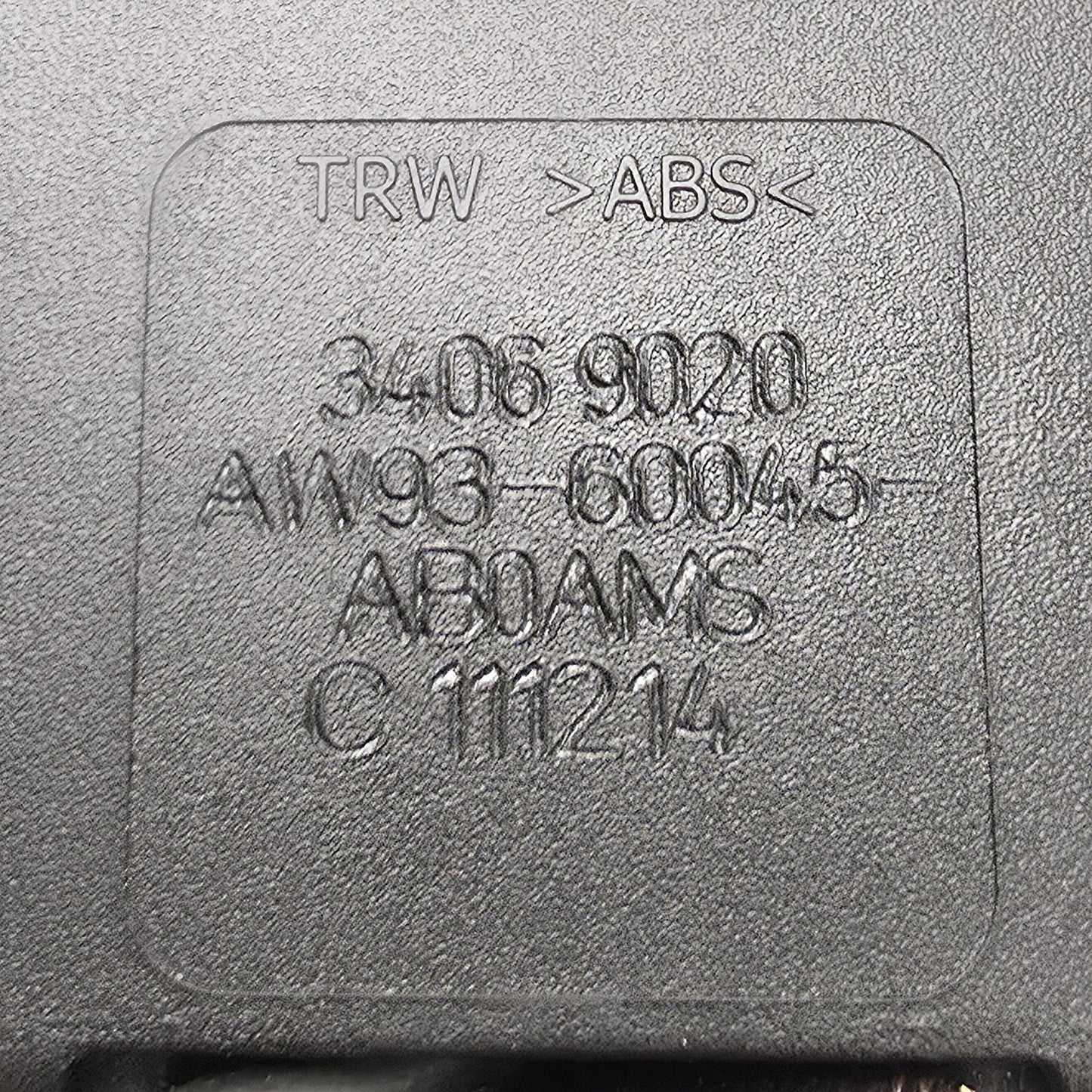 2010-2017 Jaguar XJ Rear Center Seat Belt Buckle AW9360045AB