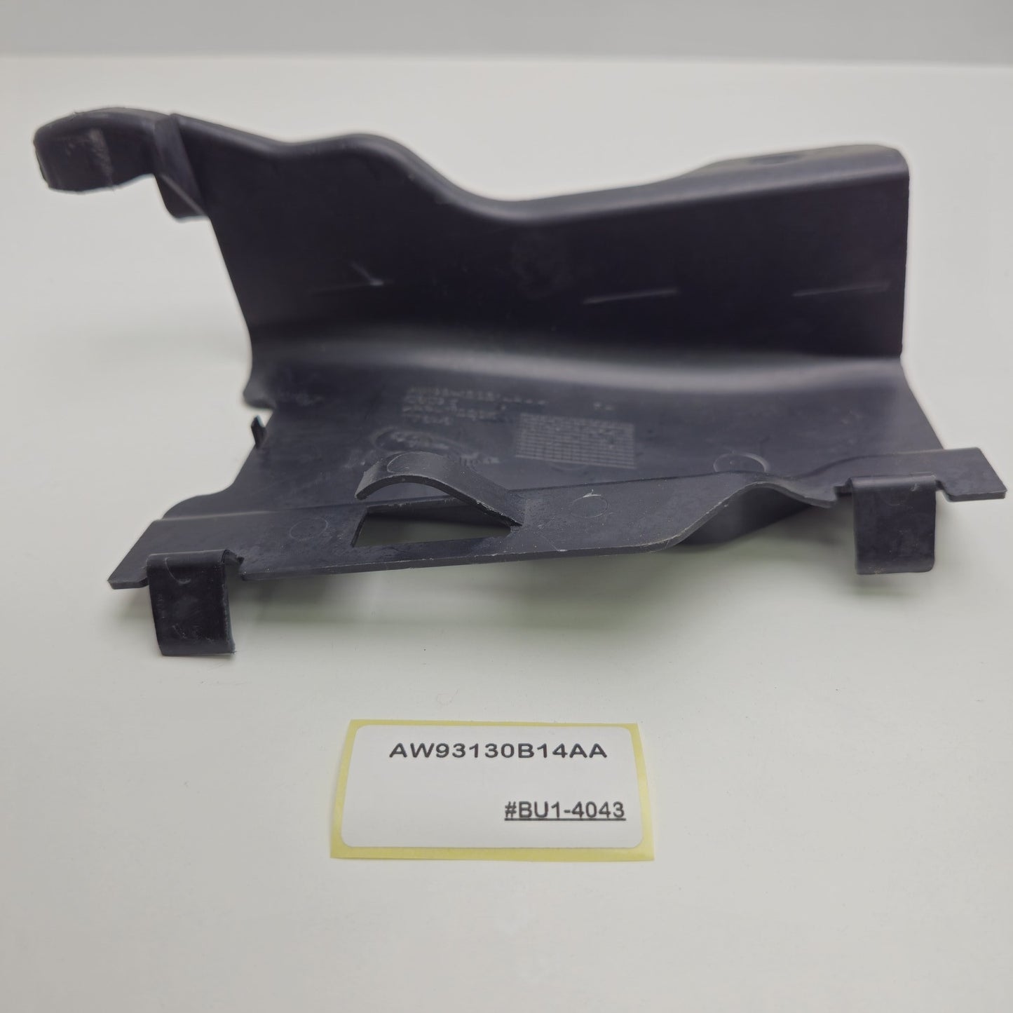 2015 Land Rover Evoque Interior trim AW93130B14AA