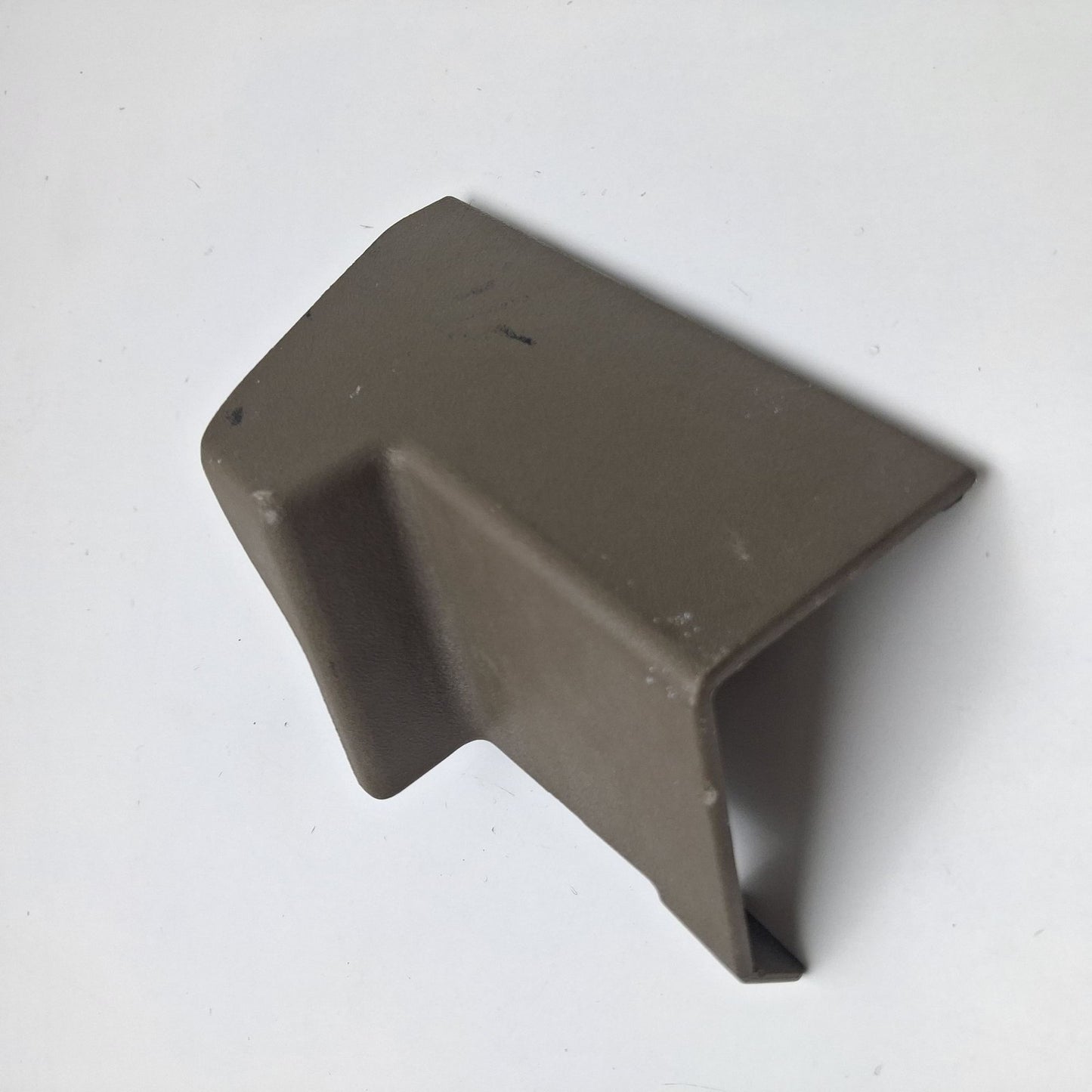 2006-2016 Land Rover Discovery Front Right Seat Track Cover HJX500042
