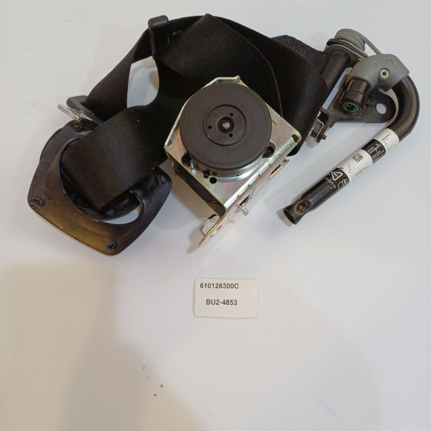 2009-2016 BMW 5 F11 Front Left Seat Belt 610126300C