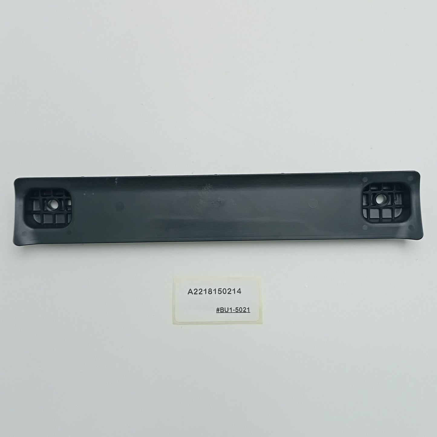 2006-2013 Mercedes-Benz W221 BRACKET RIGHT HANDLE A2218150214