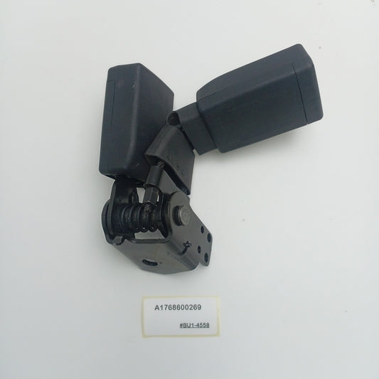 2014-2020 MERCEDES-BENZ GLA Rear Middle Seat Buckle A1768600269