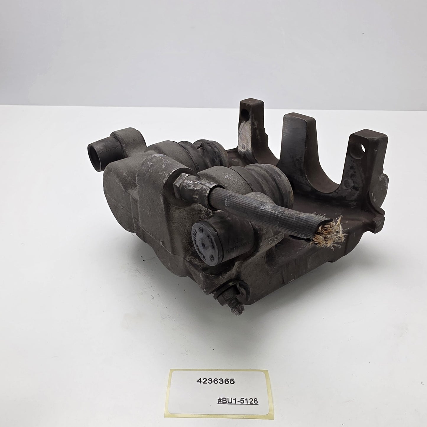 2007-2013 BMW X6 FRONT BRAKE CALIPER 4236365