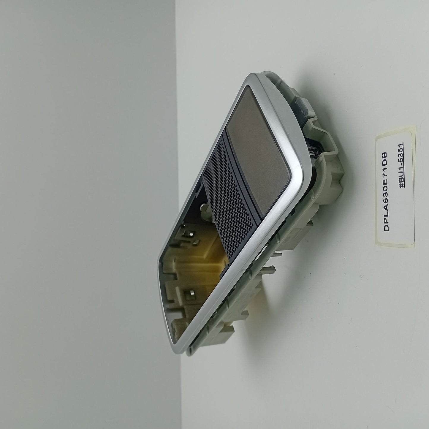 2013-2017 Land Rover Range Rover L405 Rear Roof Dome Light DPLA630E71DB