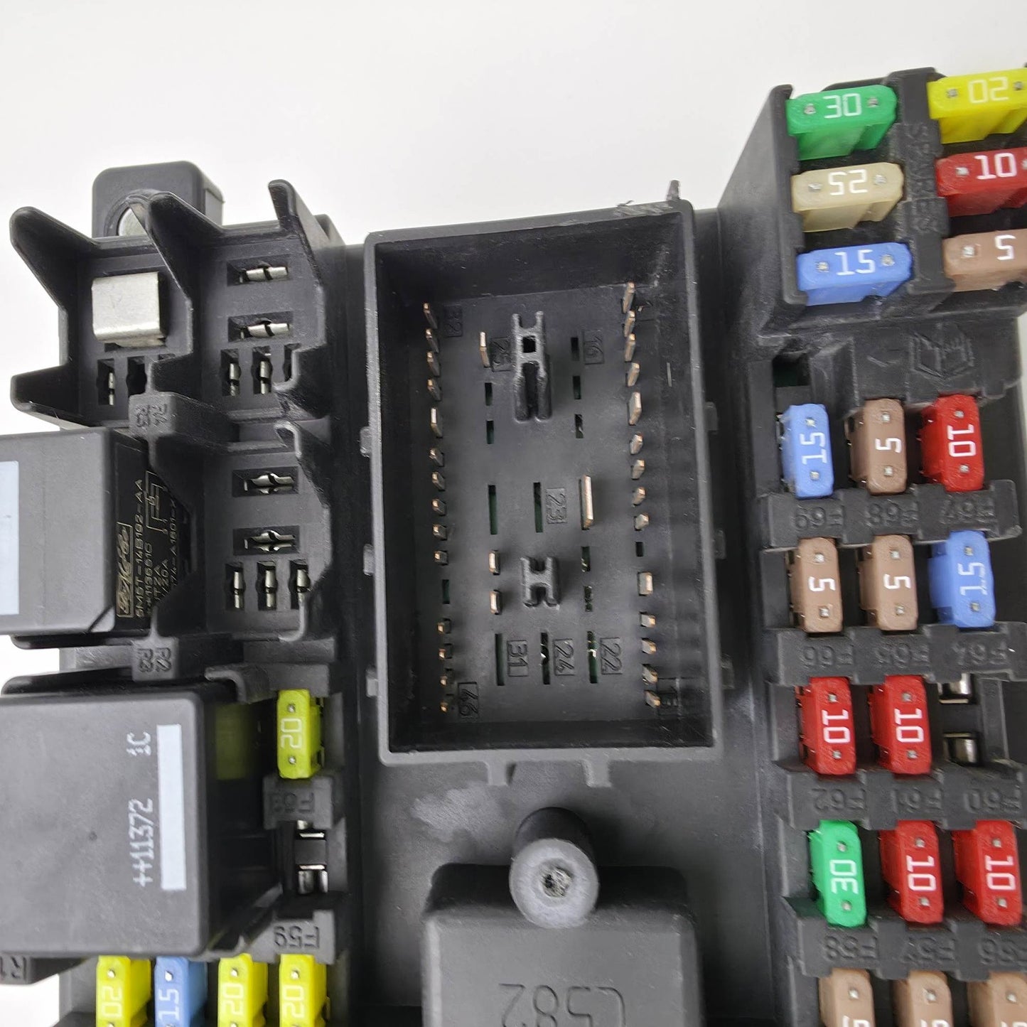 2010-2013 Land Rover Range Rover Sport Dashboard Relay Fuse Box CH2214F041BC