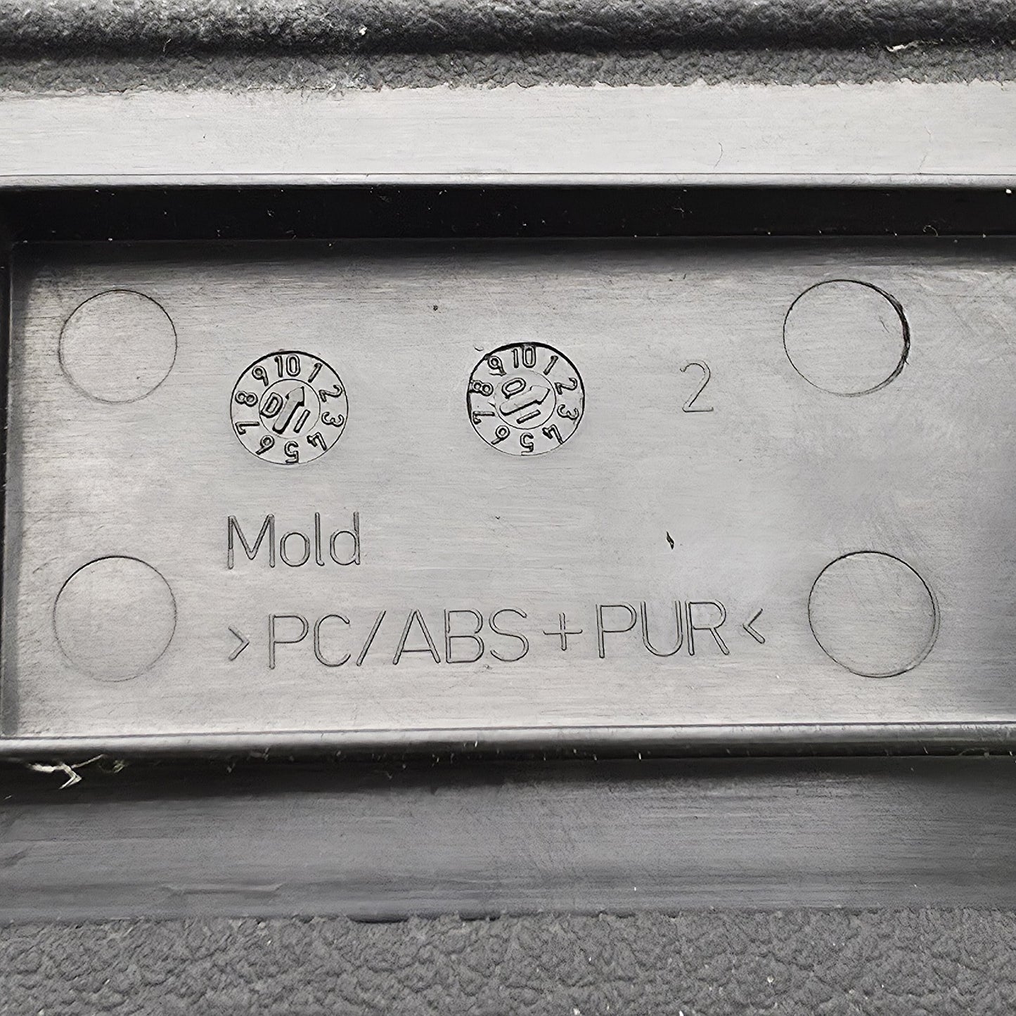 2007-2013 Mercedes S Class Dashboard Cd Player Trim Cover A2216800578