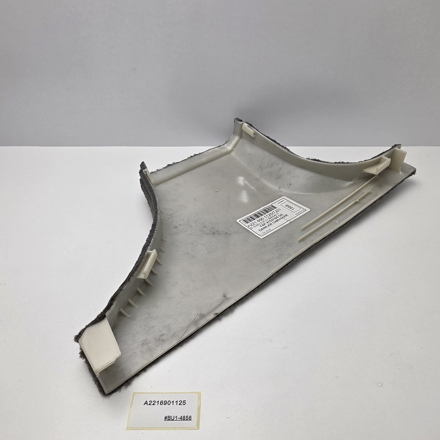 2005-2013 Mercedes-Benz S-Class B Pillar Trim (Bottom) Left A2216901125