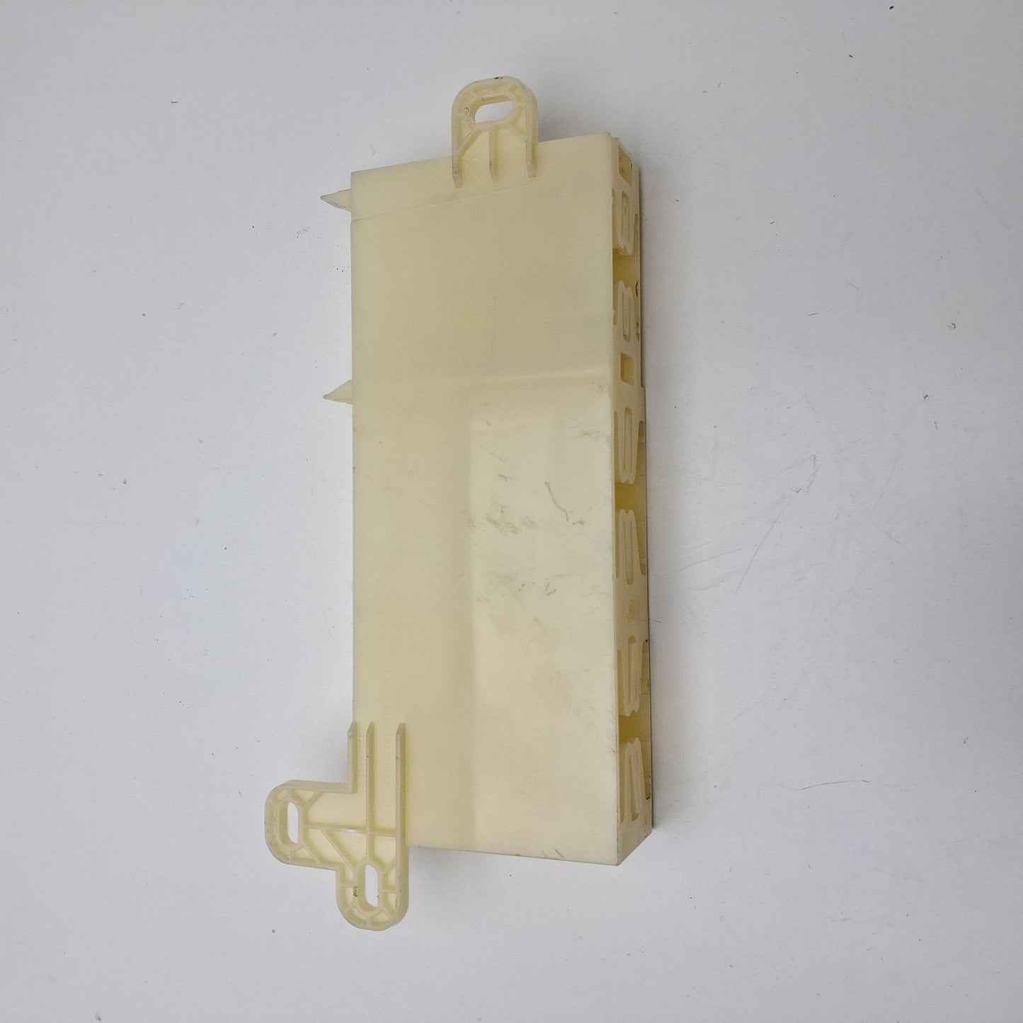 2007-2010 Lexus LS460 Inside Handle Plug 69284-30050