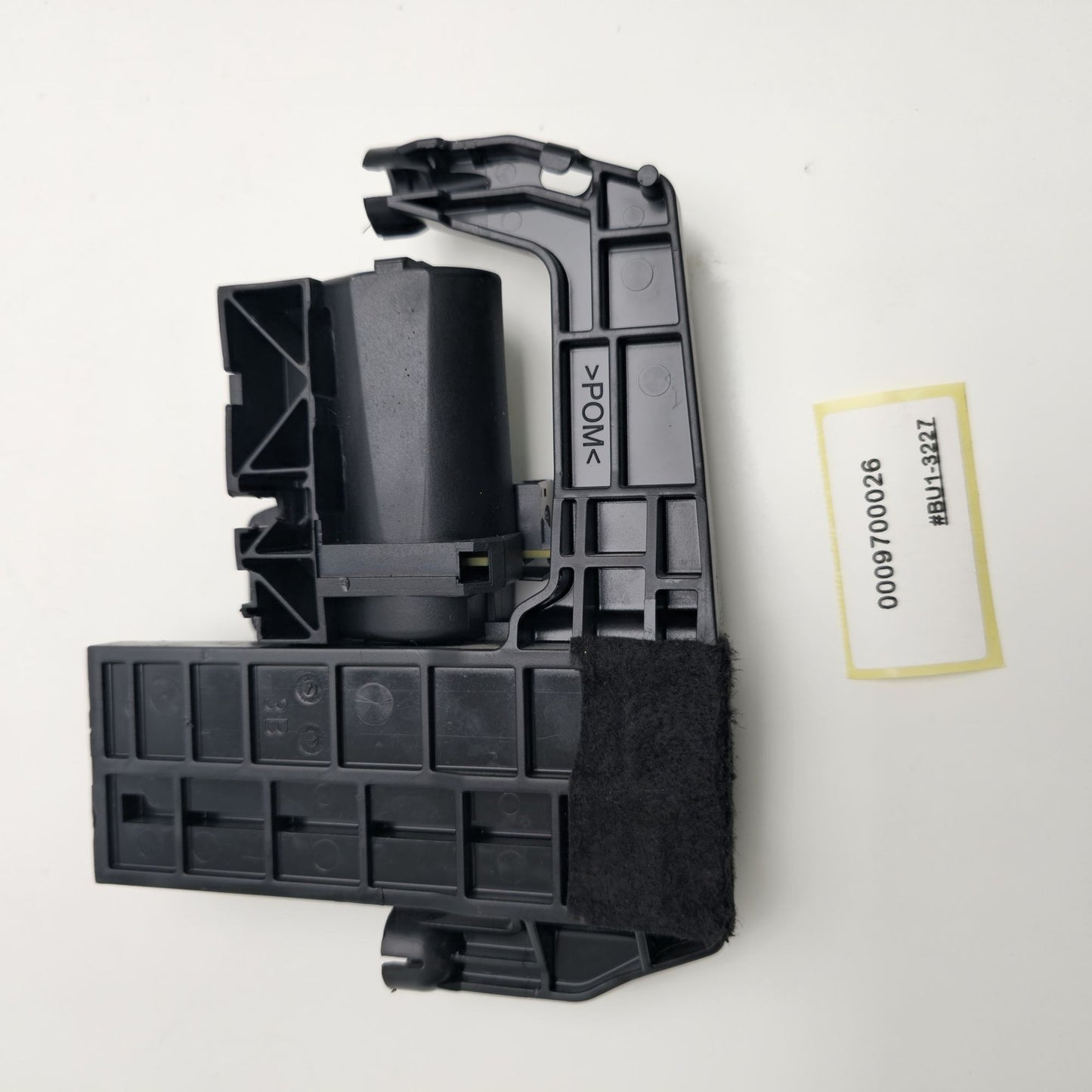 2006-2011 Mercedes CLS550 Headrest Actuator 0009700026