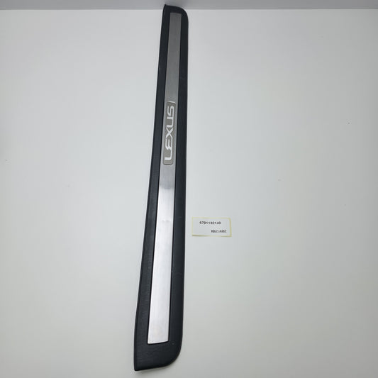 1998-2005 Lexus GS400 Front Door Scuff Plate Outside RH 6791130140