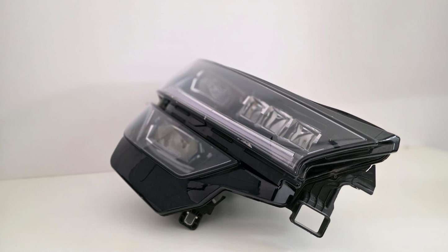 2024-2025 Skoda Kodiaq LED Headlight Right/Passenger Side 57H.941.036.A