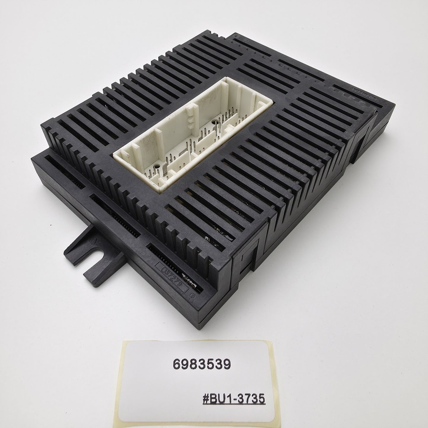 2004-2007 BMW E60 Light Control Module (LCM) 6983539