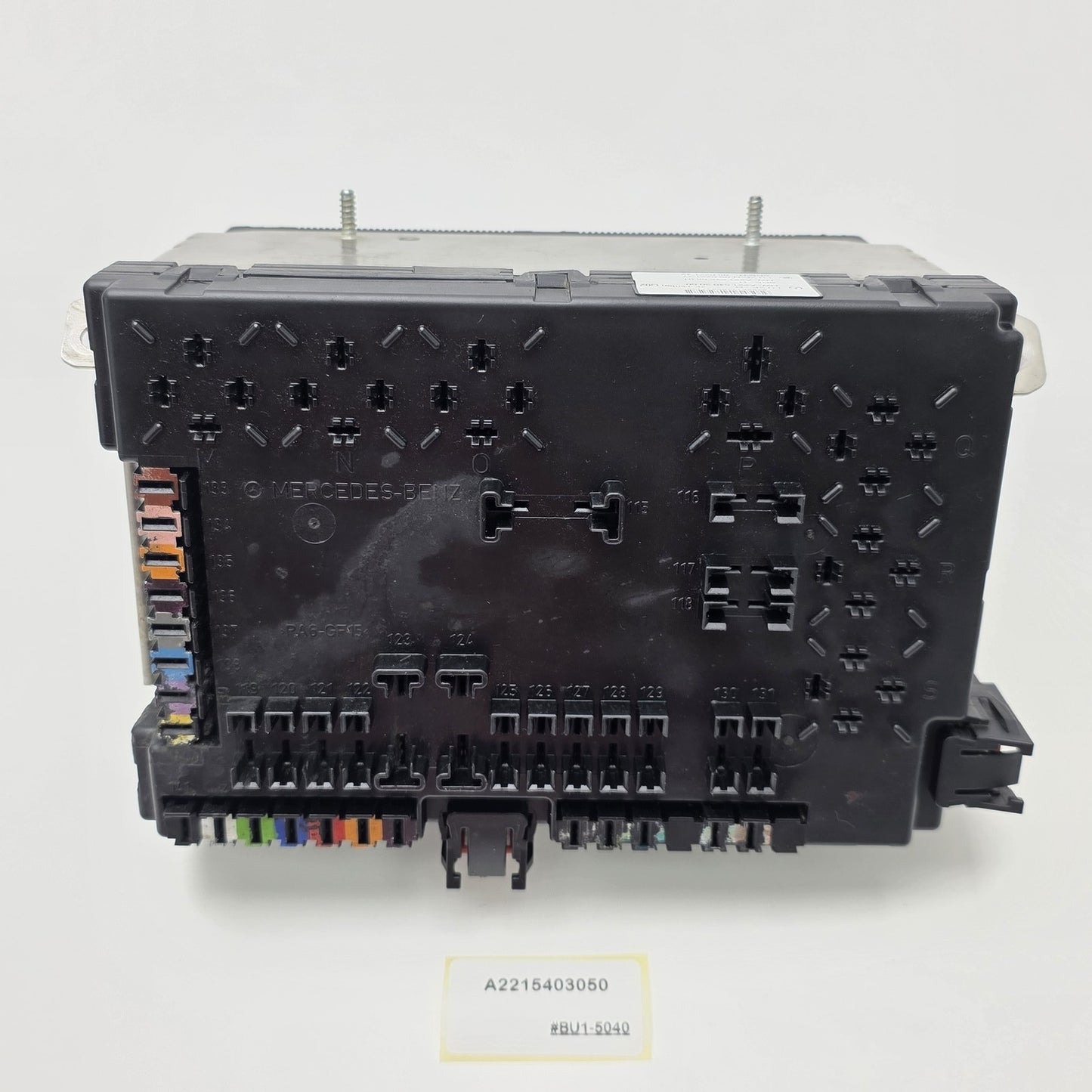 2007-2013 Mercedes-Benz W221 Rear Trunk SAM Fuse Box Relay Module A2215403050