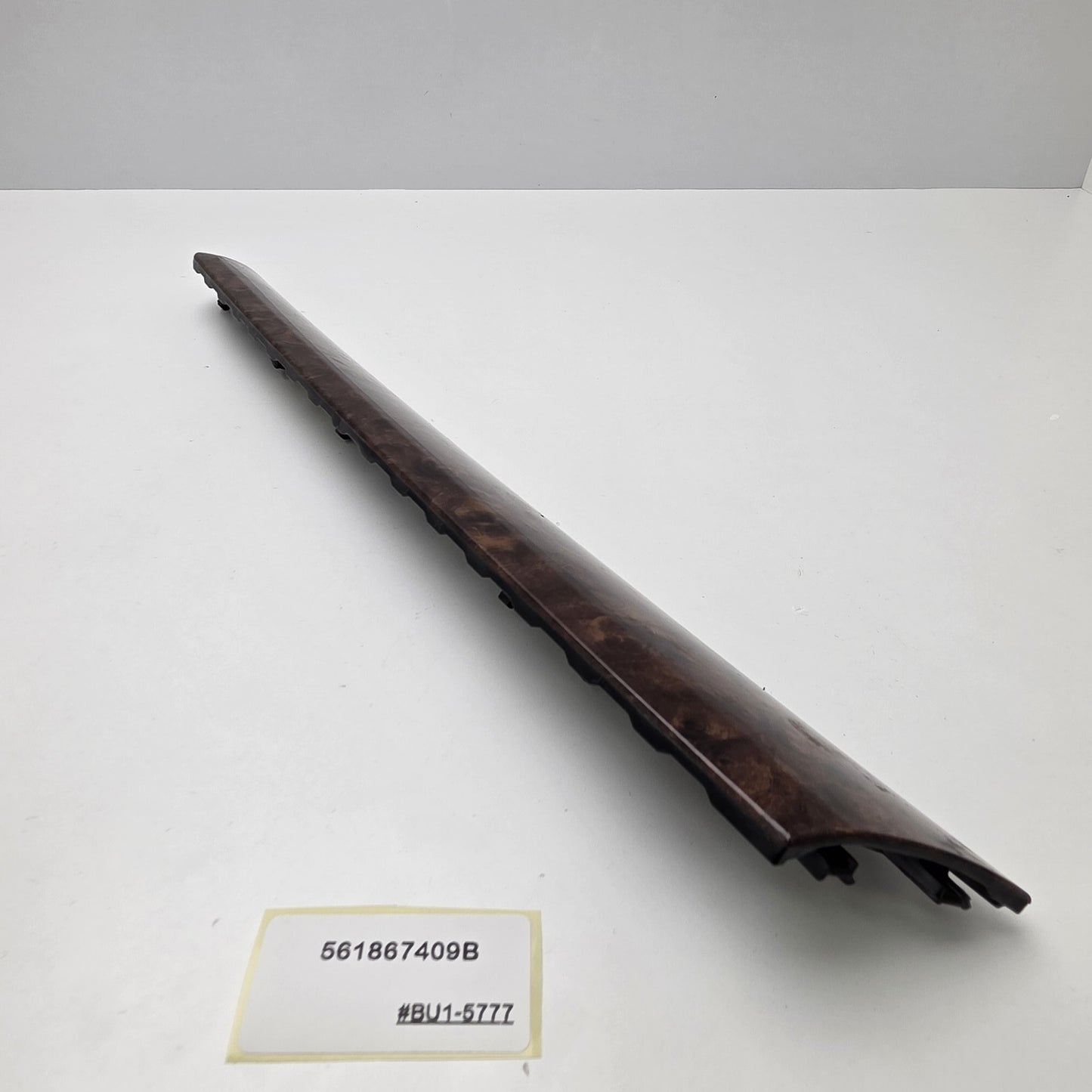 2012-2015 Volkswagen Passat Front Door Trim Molding 561867409B