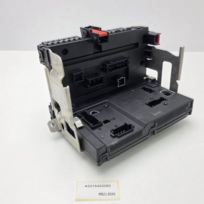 2007-2013 Mercedes-Benz CL550 Rear Trunk SAM Fuse Box Relay Module A2215403050