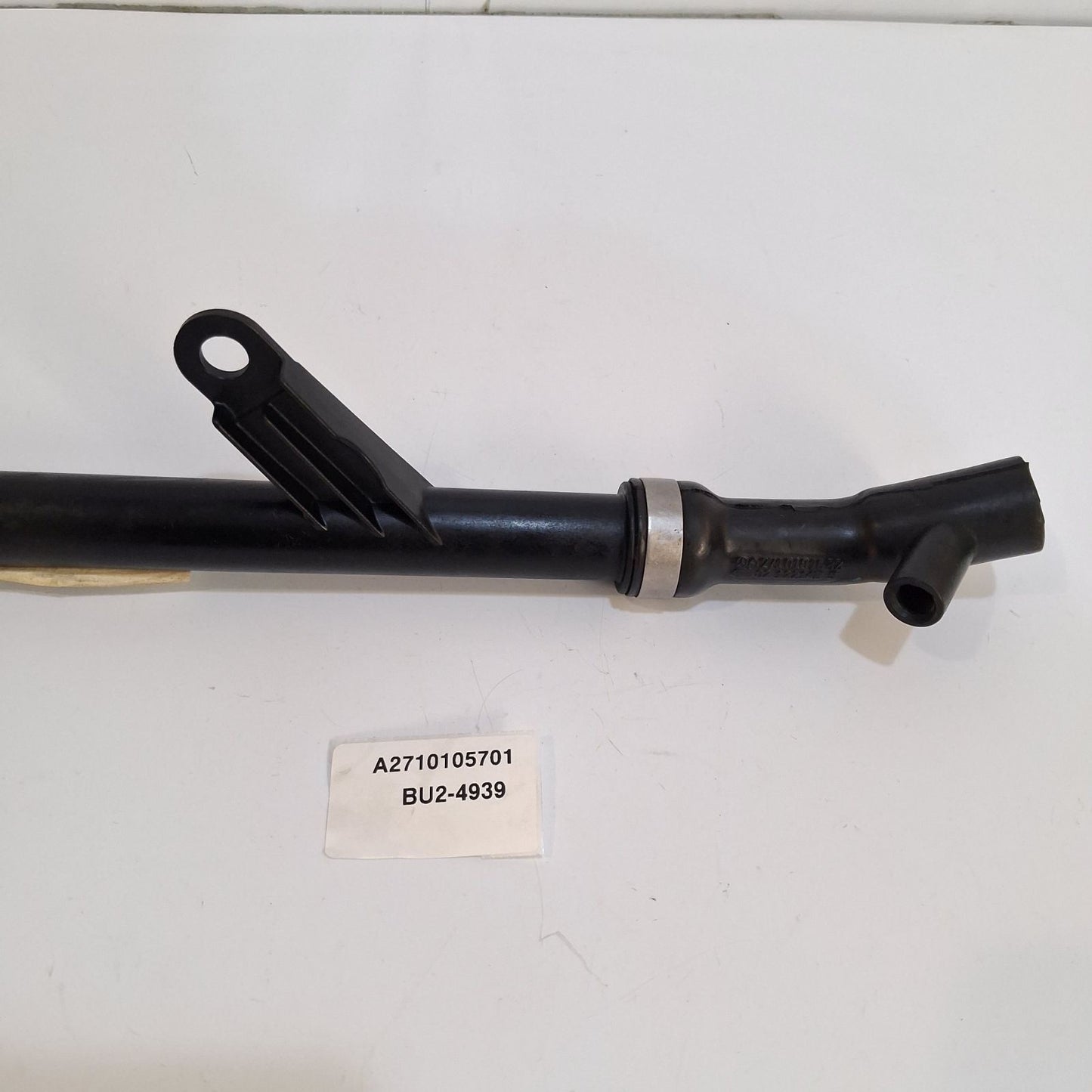 2012-2015 Mercedes-Benz W204 Engine Water Pump Cooling Line A2710105701