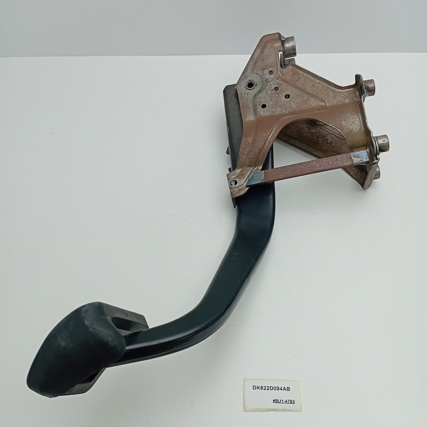 2014-2017 Land Rover Range Rover Sport L494 BRAKE PEDAL DK622D094AB