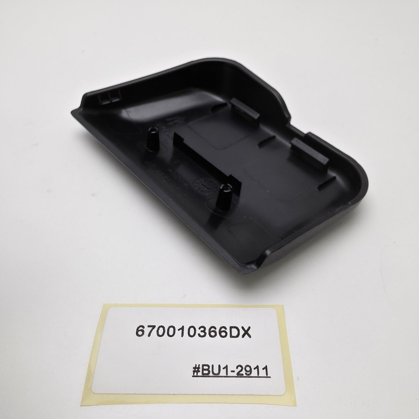 2014-2021 Maserati Ghibli RIGHT SIDE B PILLAR 670010366DX