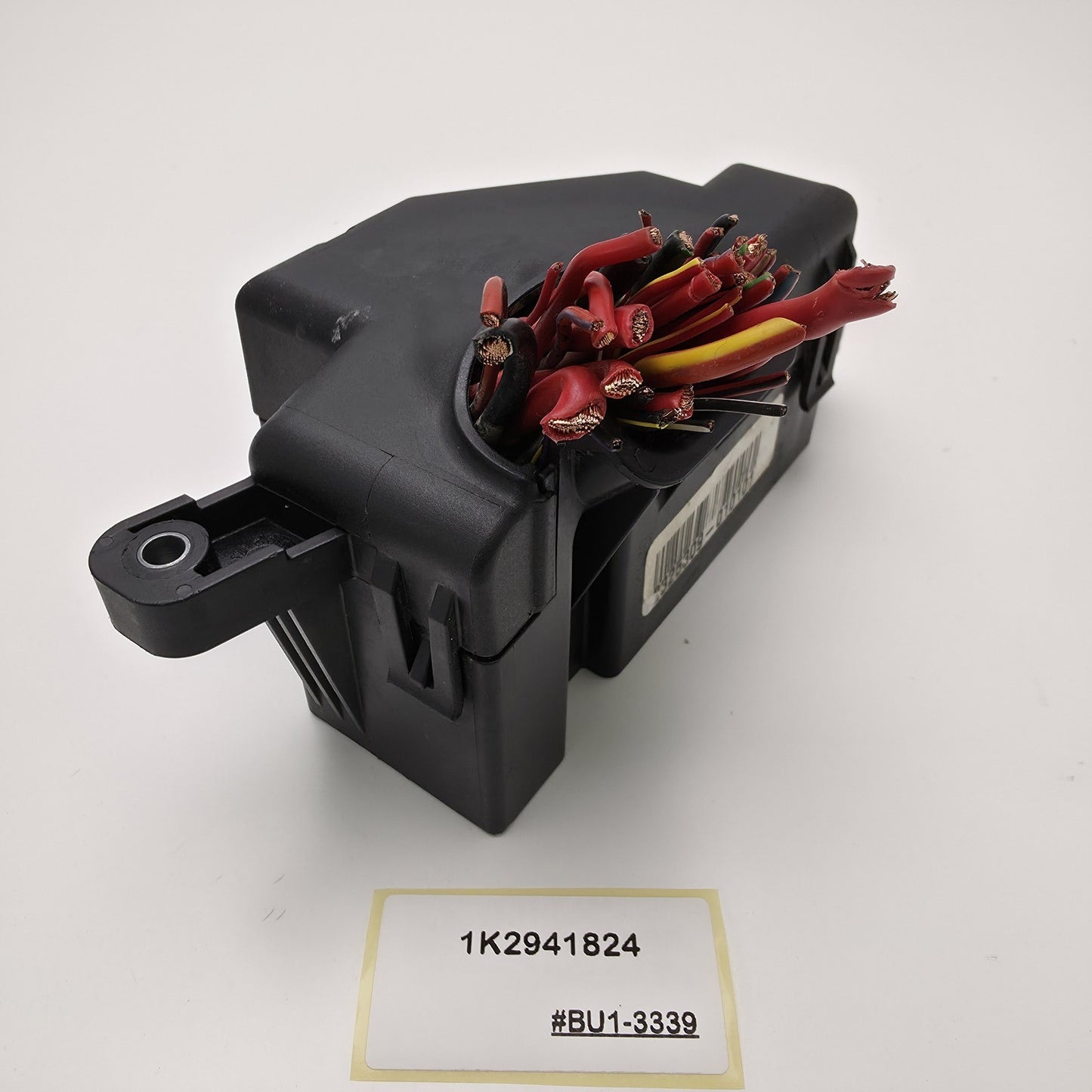 2004-2008 Volkswagen Golf CARRIER 1K2941824
