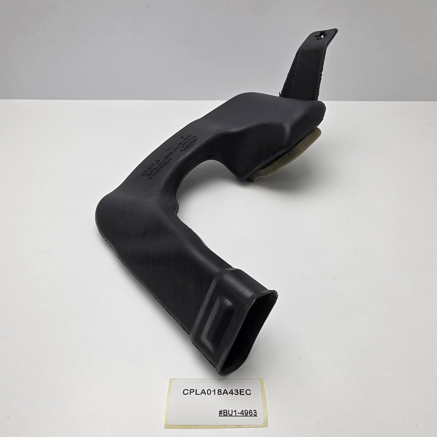 2015 Land Rover Range Rover Vogue AC Air Duct CPLA018A43EC