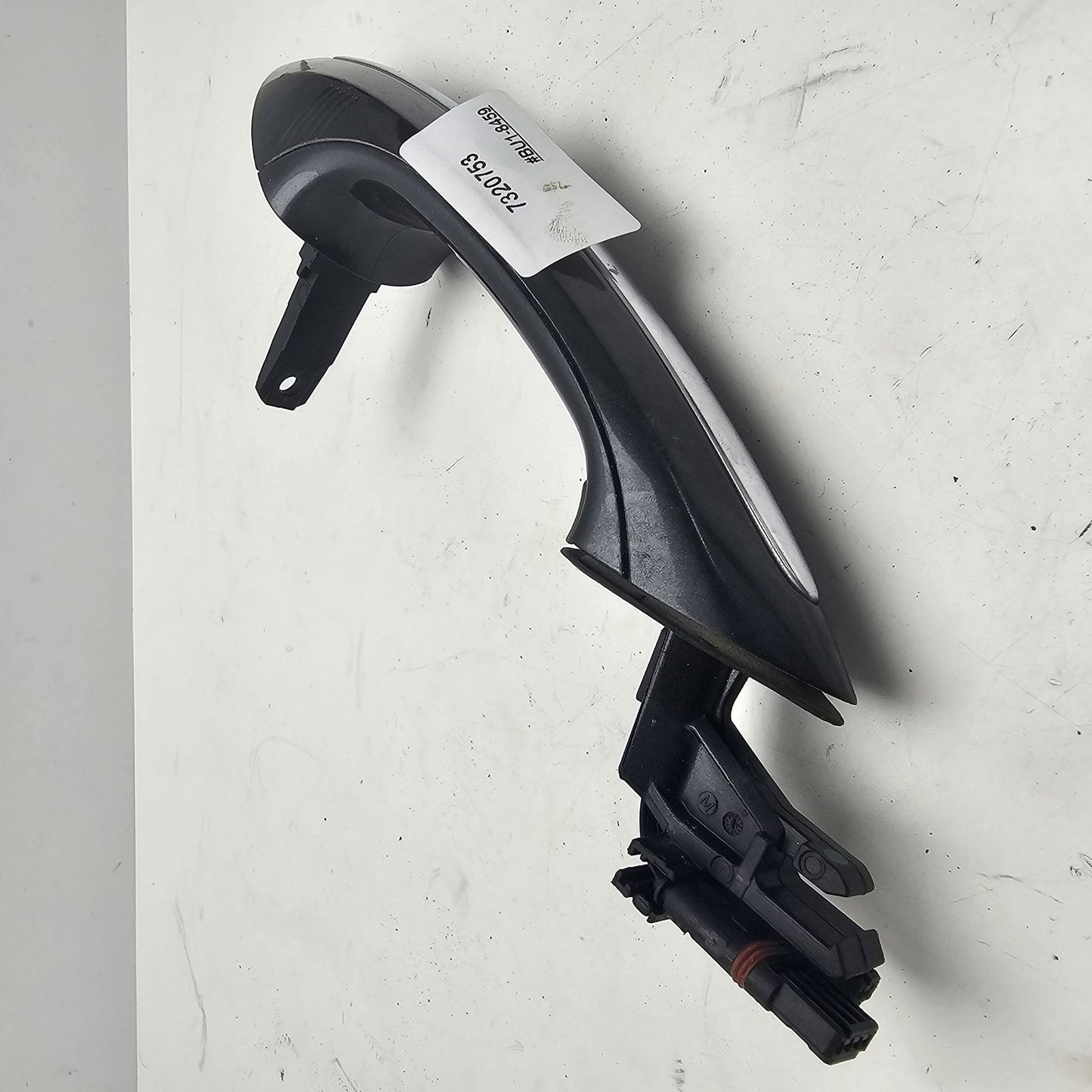 2009-2015 BMW F10 Rear Left Door Handle Comfort Access 7320753