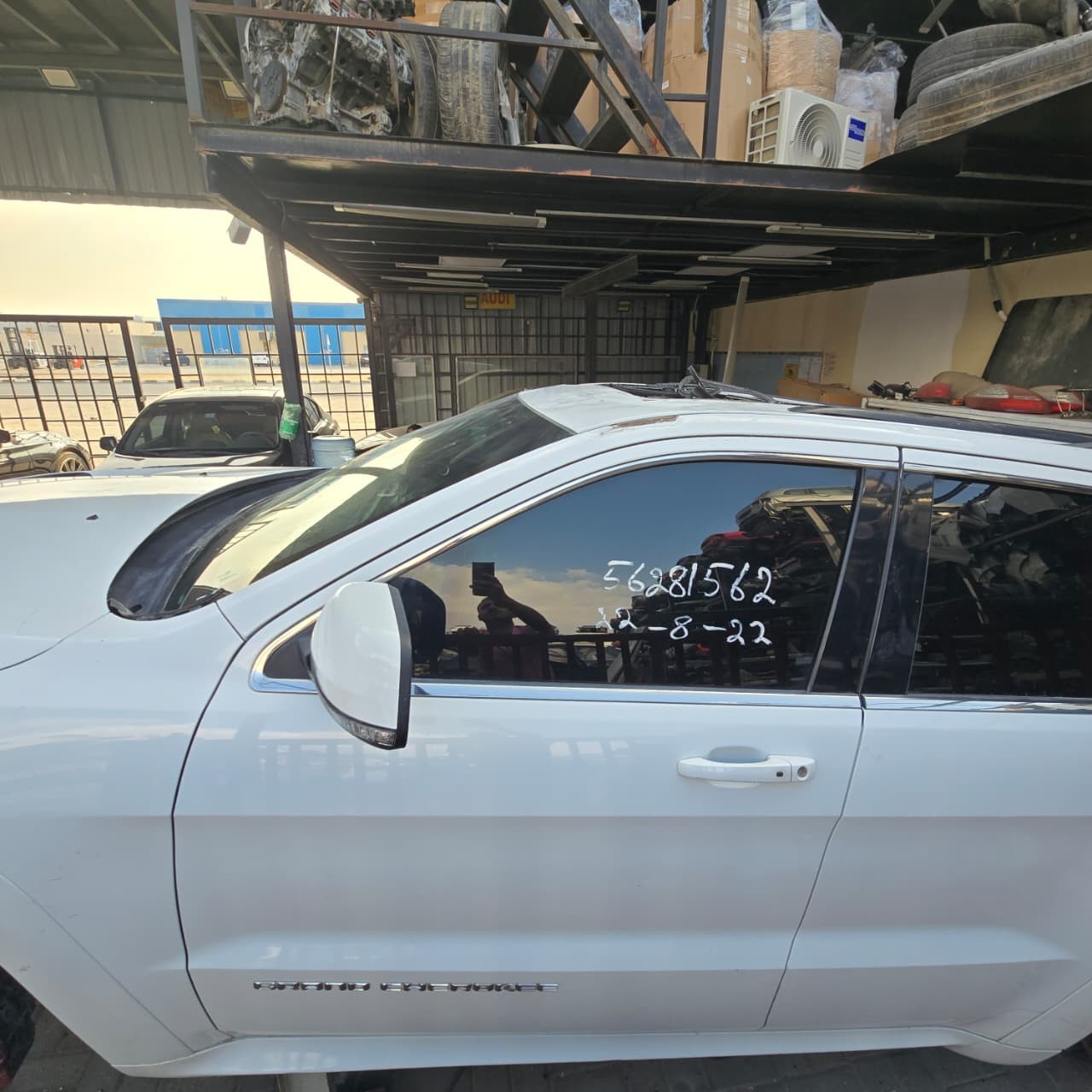 2015 Jeep Grand Cherokee Door Shell Used OEM 68274938AD