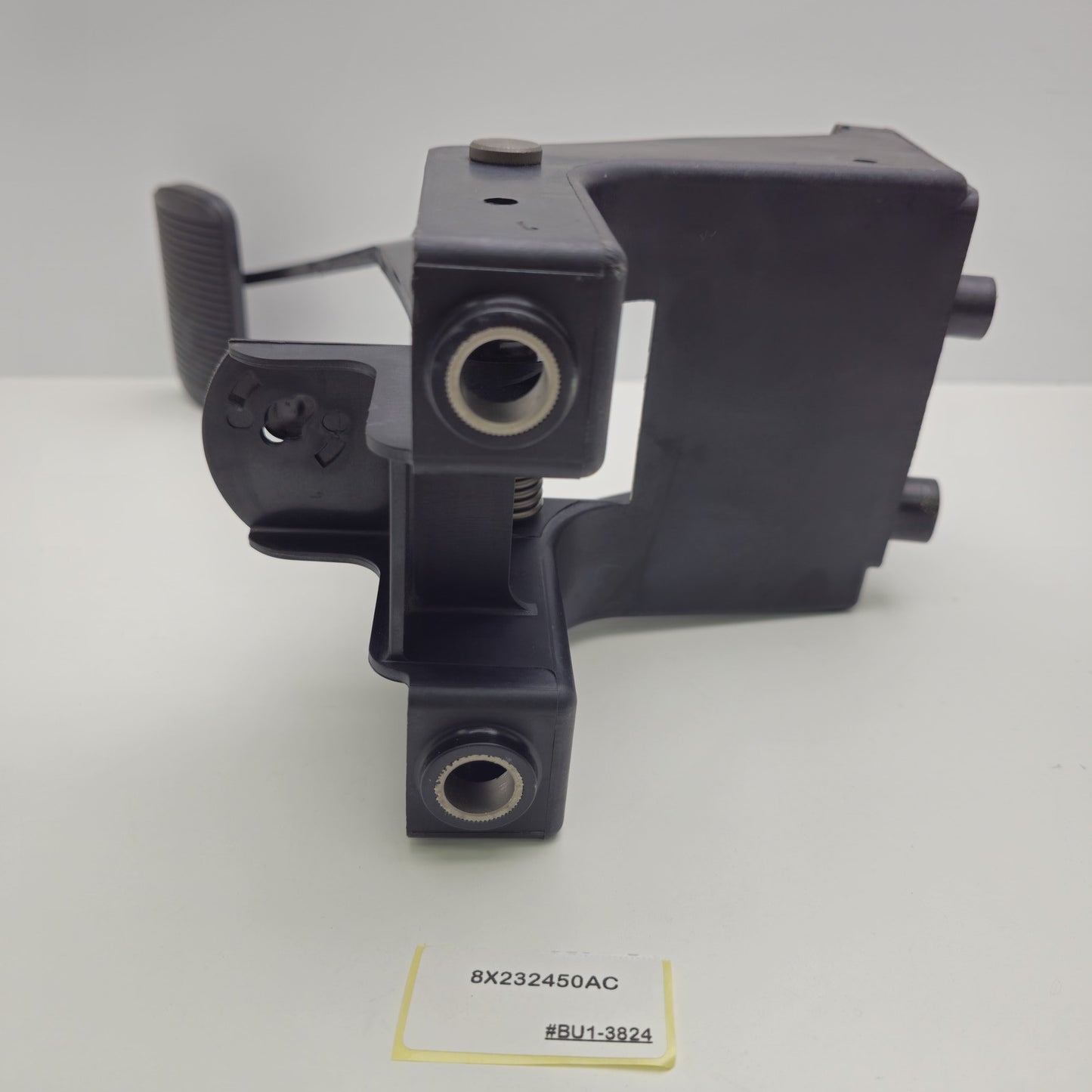 2009-2015 Jaguar XF Brake Pedal Assembly 8X232450AC