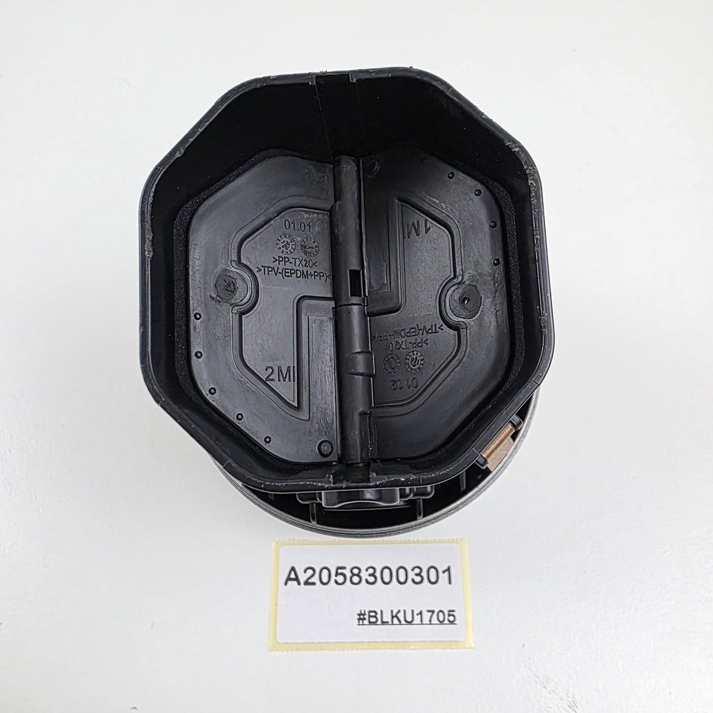 2015-2021 Mercedes-Benz C W205 Center Dashboard Air Vent A2058300301