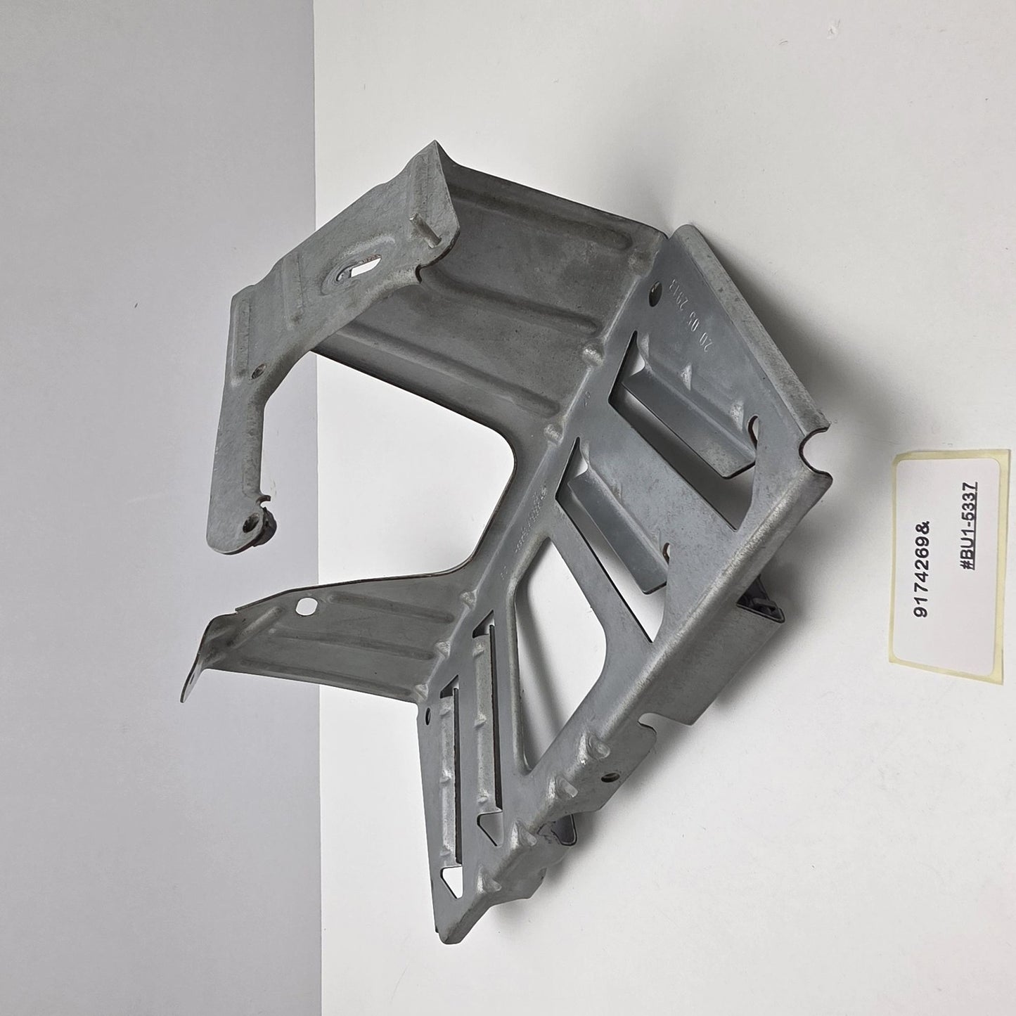 2010-2019 BMW F11 Holder Amplifier 9174269