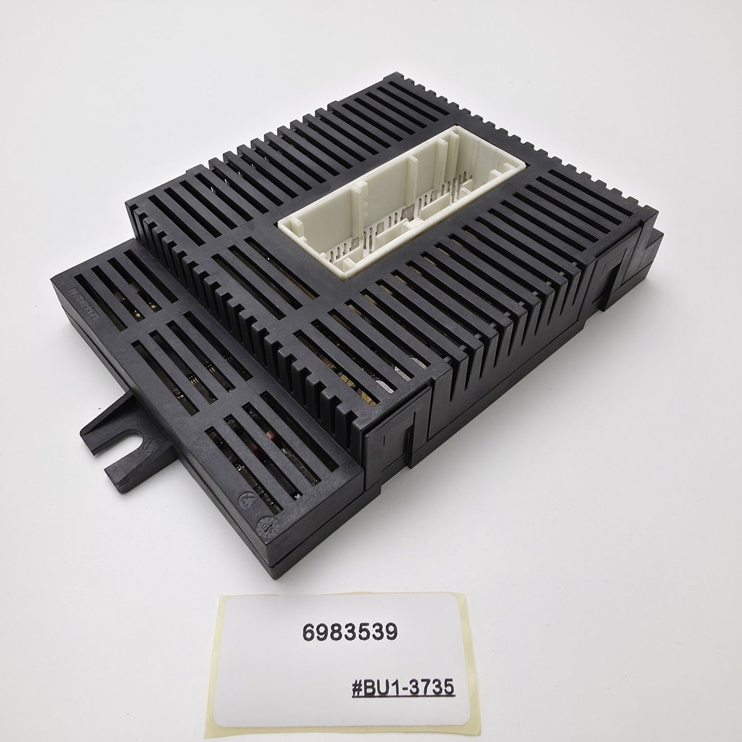 2004-2007 BMW 5 Light Control Module (LCM) 6983539