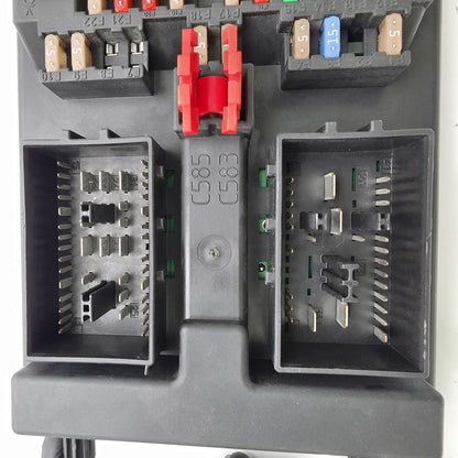 2010-2013 Land Rover Range Rover Sport Dashboard Relay Fuse Box CH2214F041BC