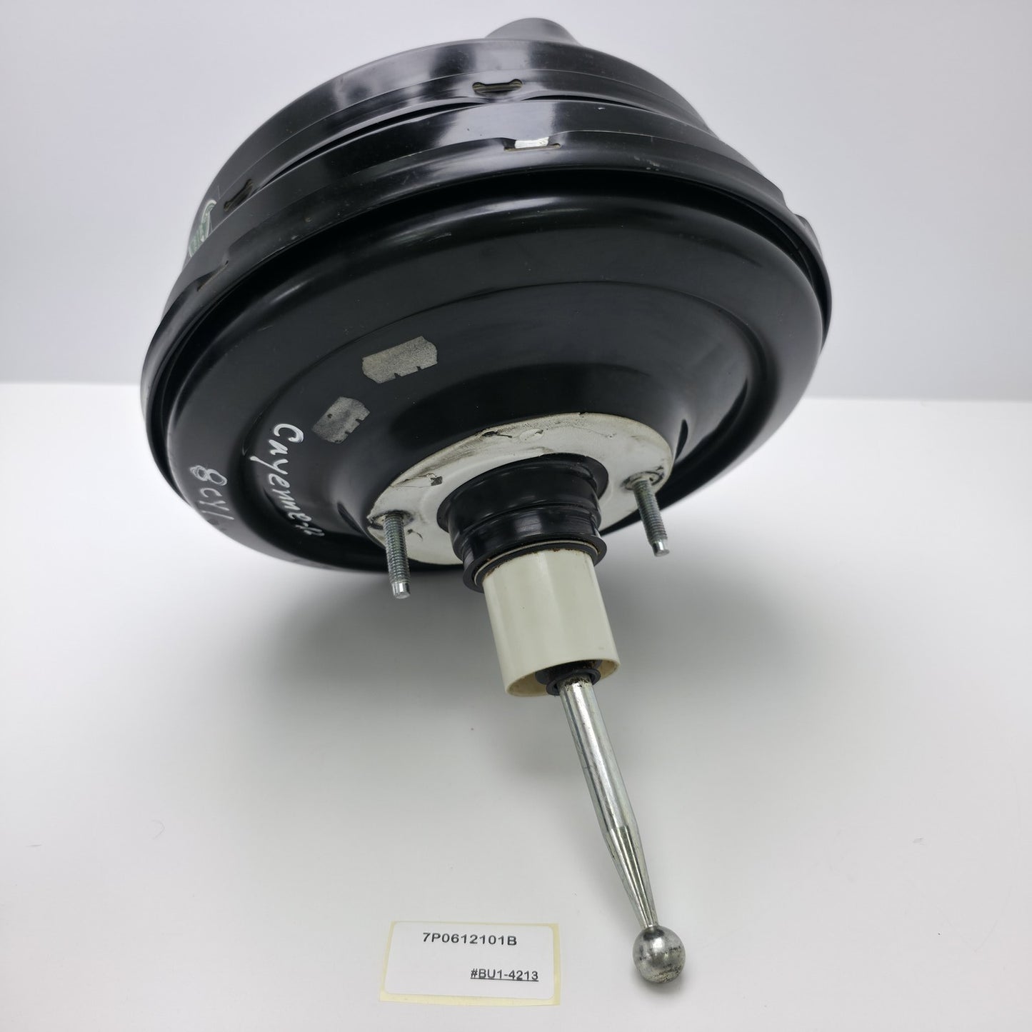 2011-2012 Volkswagen Touareg Power Brake Booster 7P0612101B