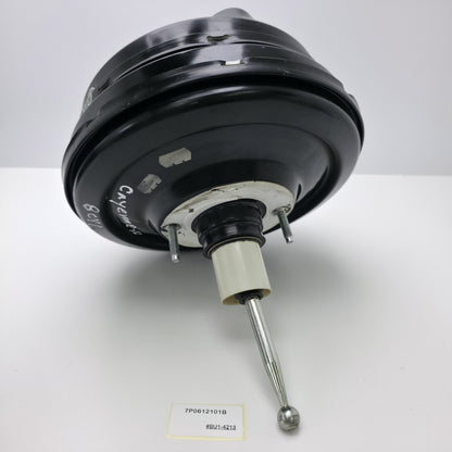 2011-2012 Volkswagen Touareg Power Brake Booster 7P0612101B