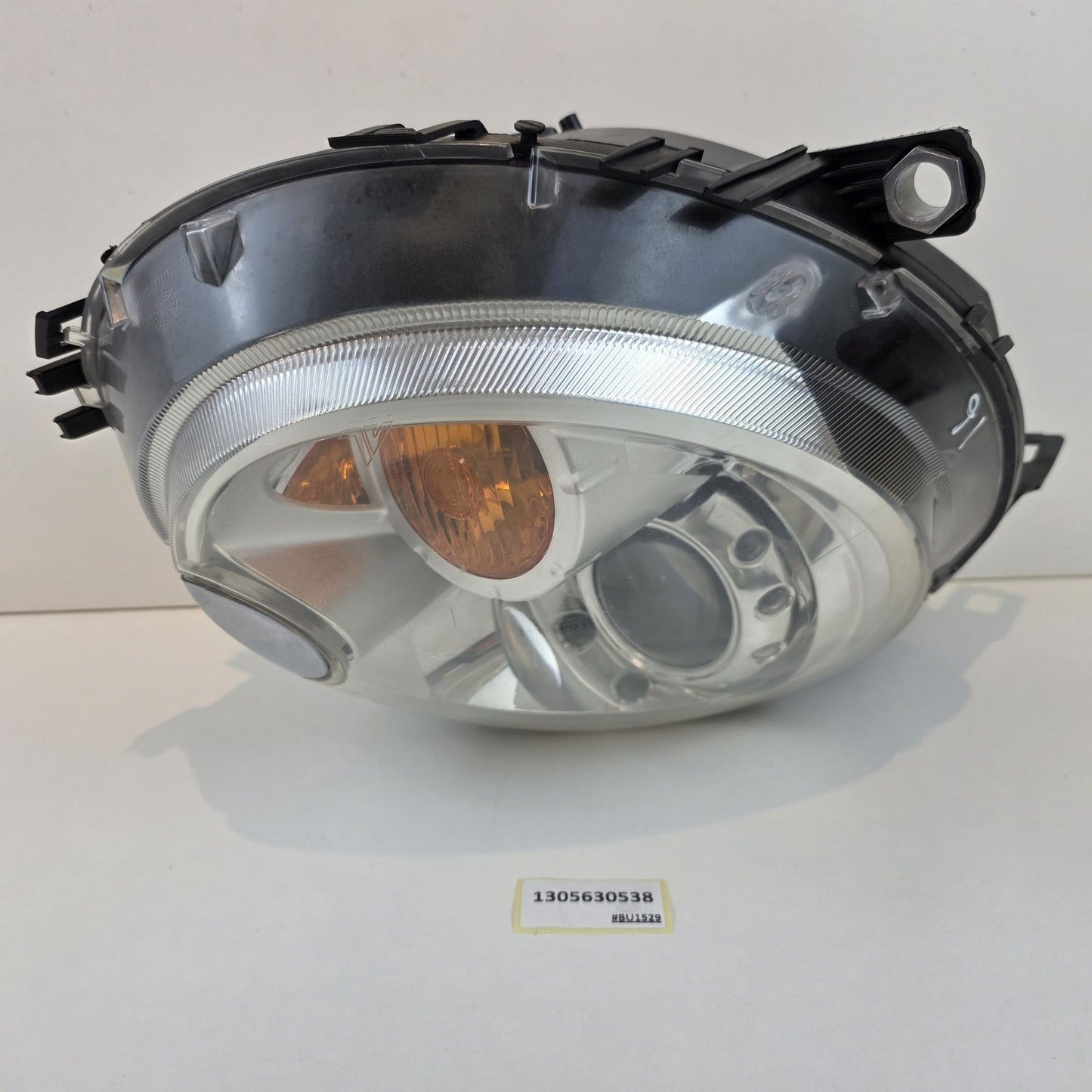 2007-2015 MINI Cooper Headlight Clean Lens Cover Right Side 1305630538
