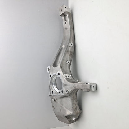 2024 Land Rover Defender Front Wheel Hub L8B23K185CA