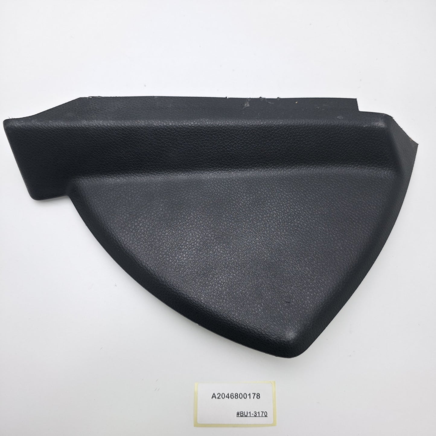2007-2014 Mercedes-Benz C-Class Dashboard End Cap Cover A2046800178