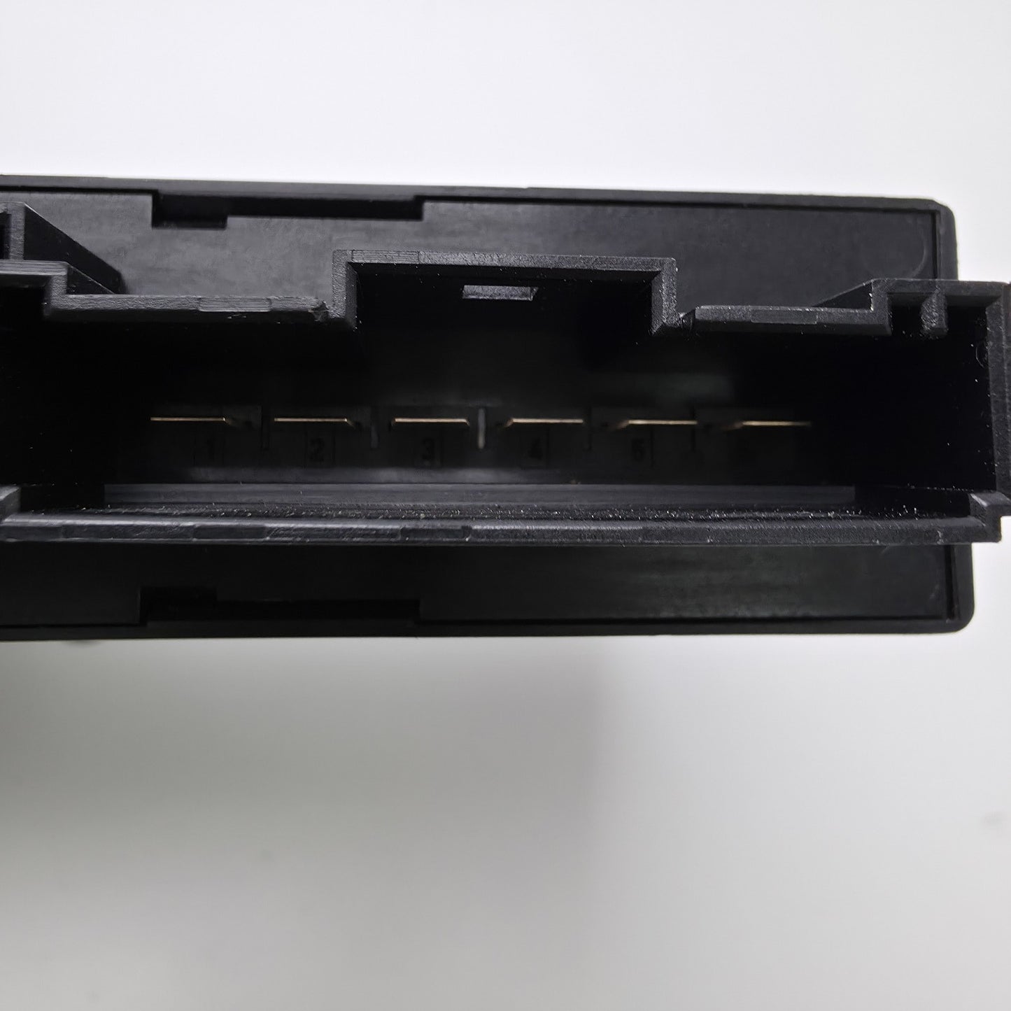 2004-2010 BMW 6 Series BODY CONTROL MODULE 6978713
