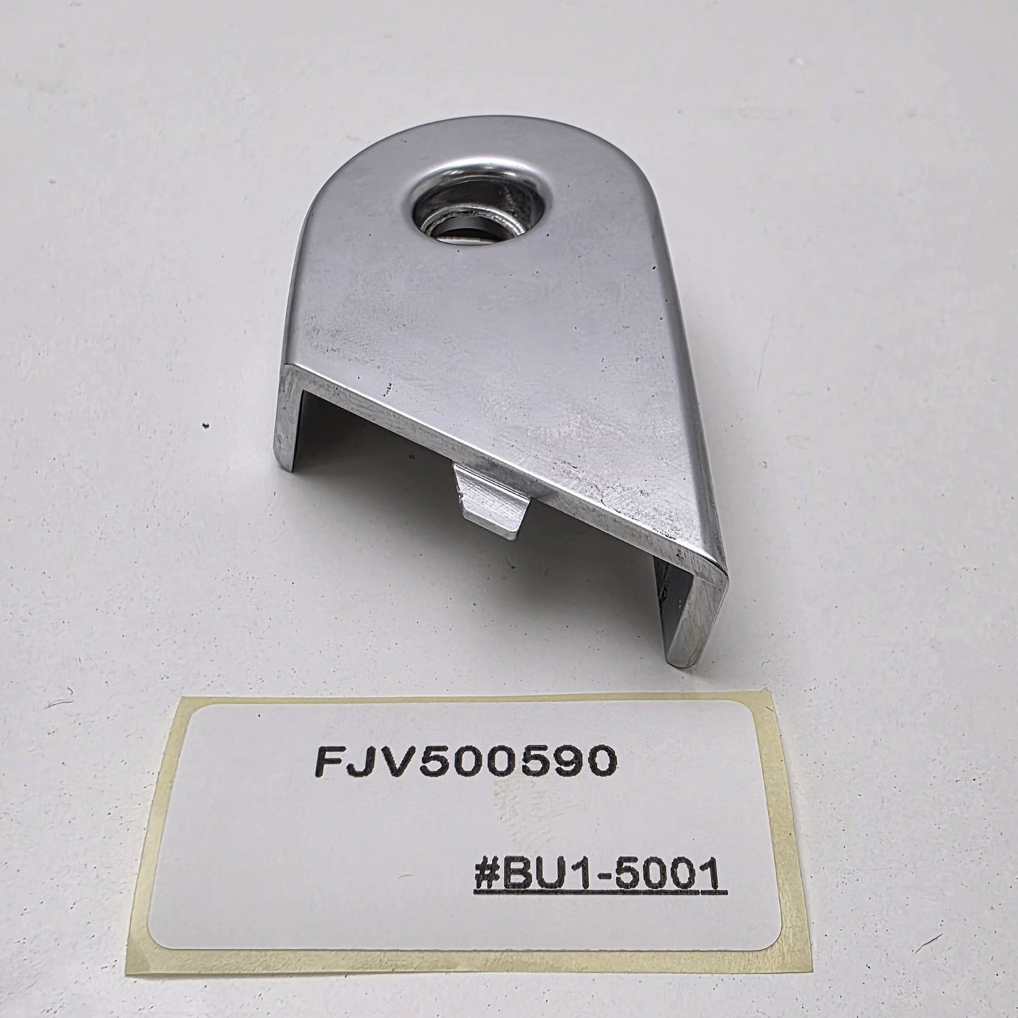 2002-2012 Land Rover Range Rover L322 Console-Lid Hinge FJV500590