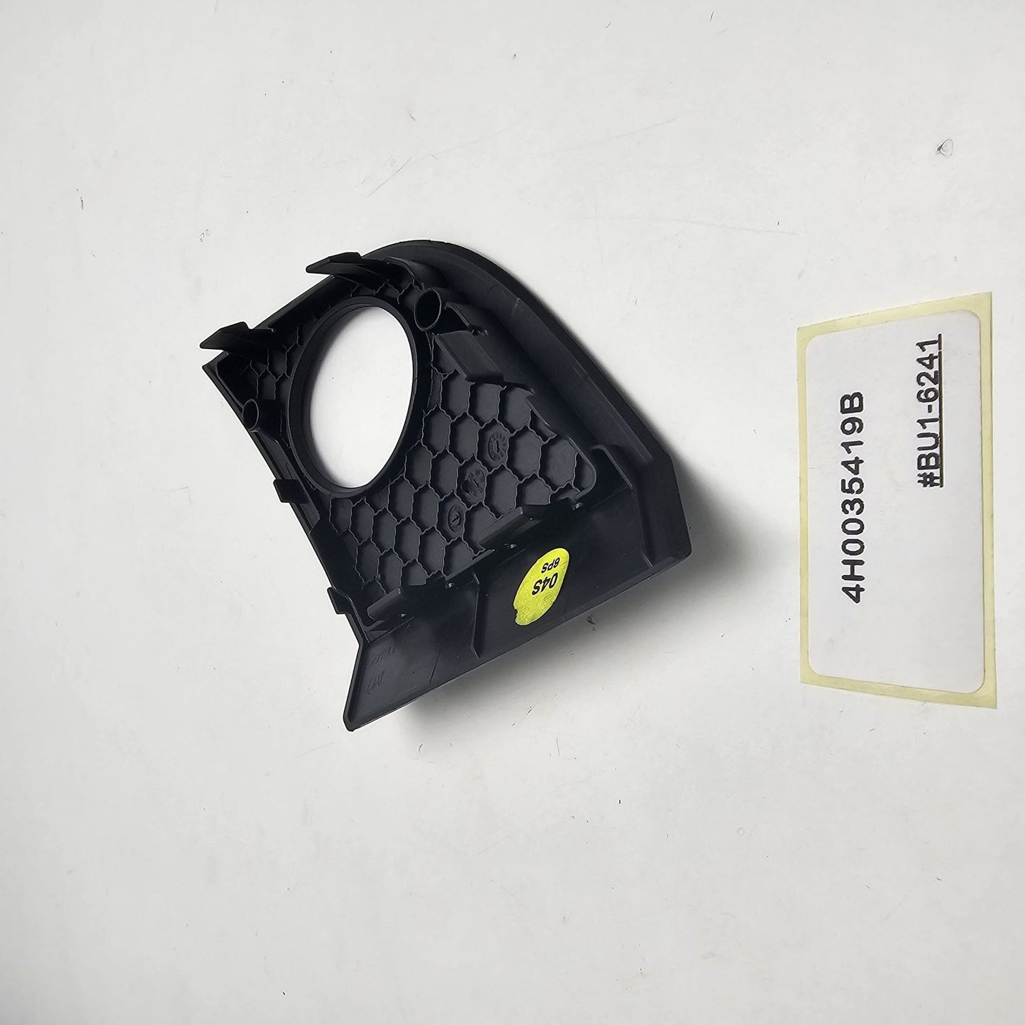 2011-2018 Audi A8 Upper Dash Speaker Grille Cover 4H0035419B