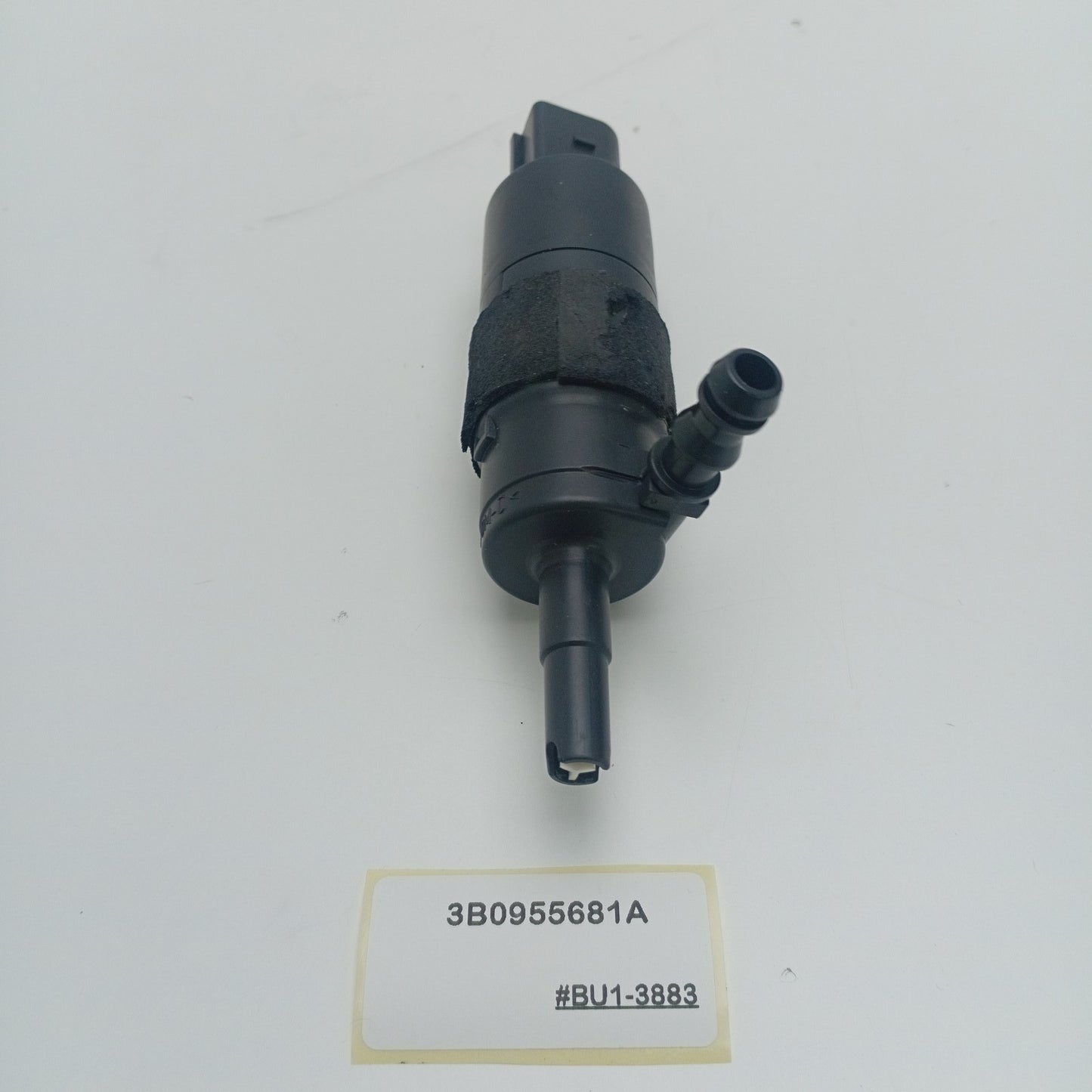2003 Audi S4 Headlight Washer Pump 3B0955681A